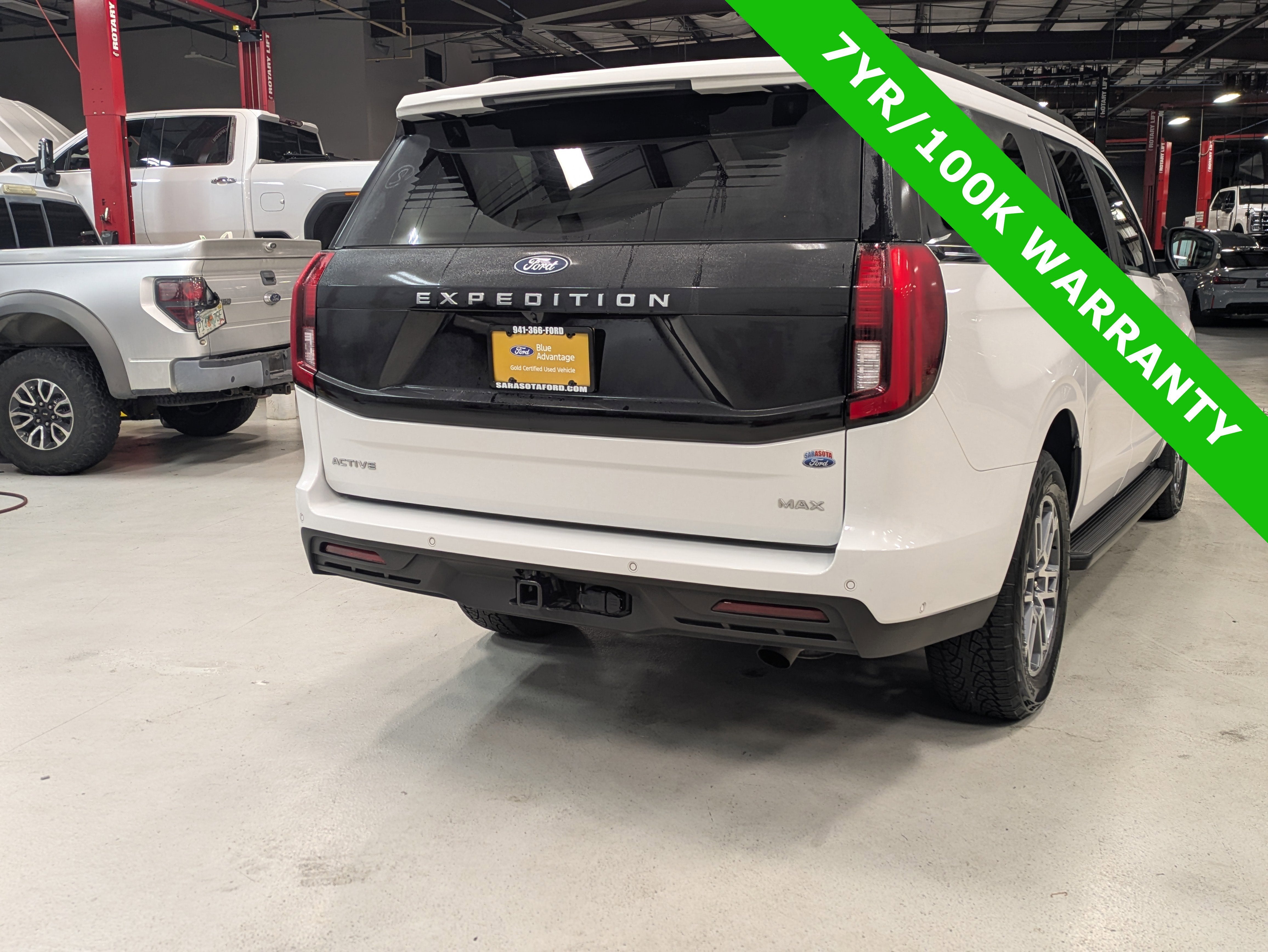 2025 Ford Expedition MAX Active