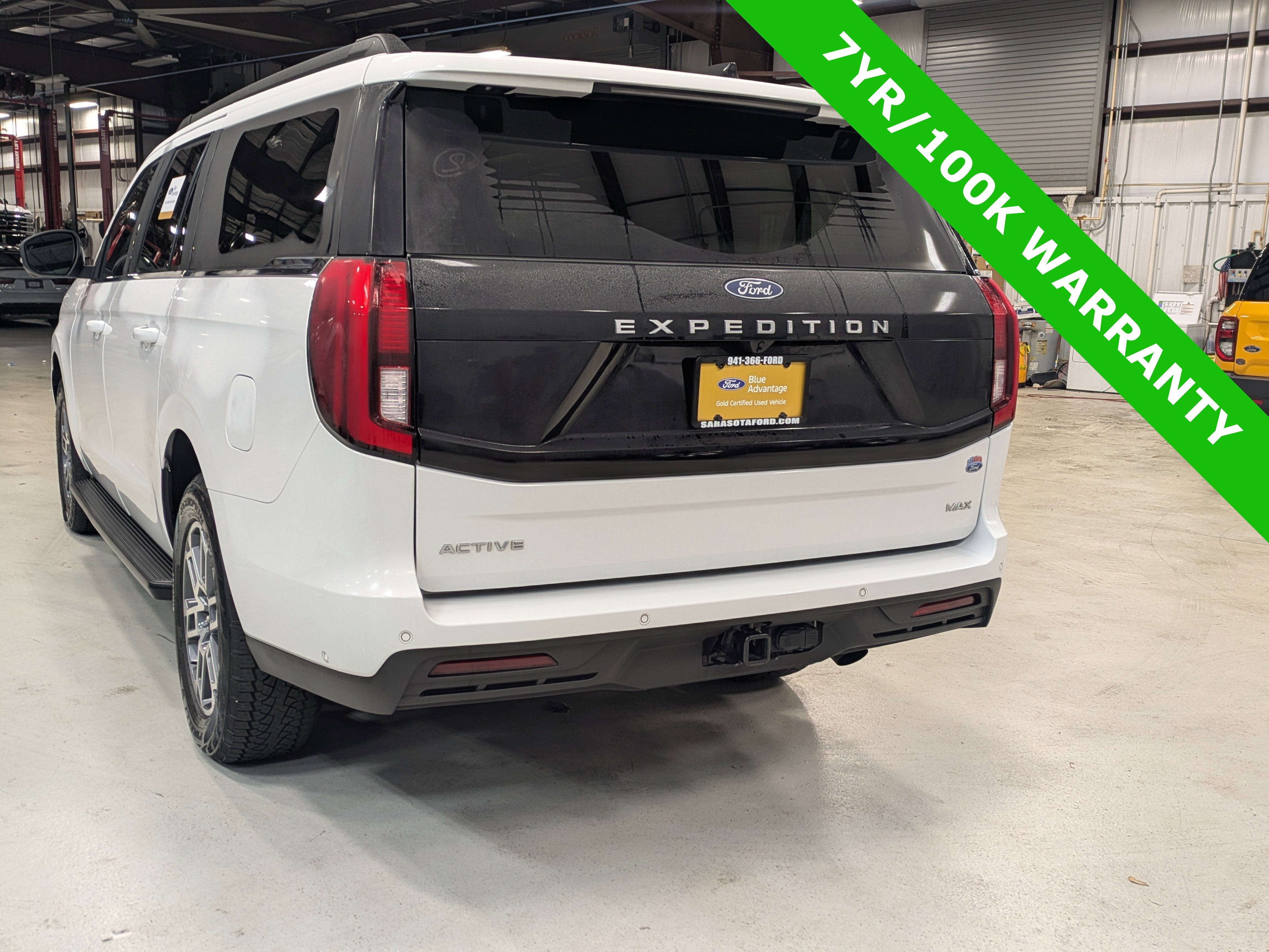 2025 Ford Expedition MAX Active