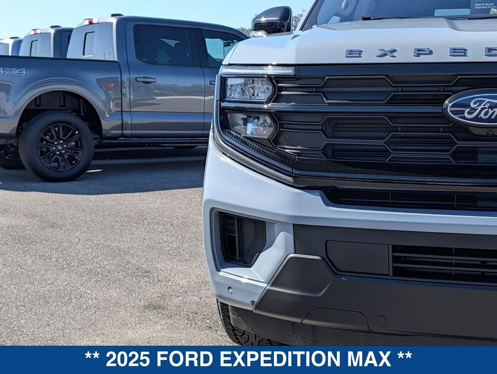 2025 Ford Expedition MAX Active