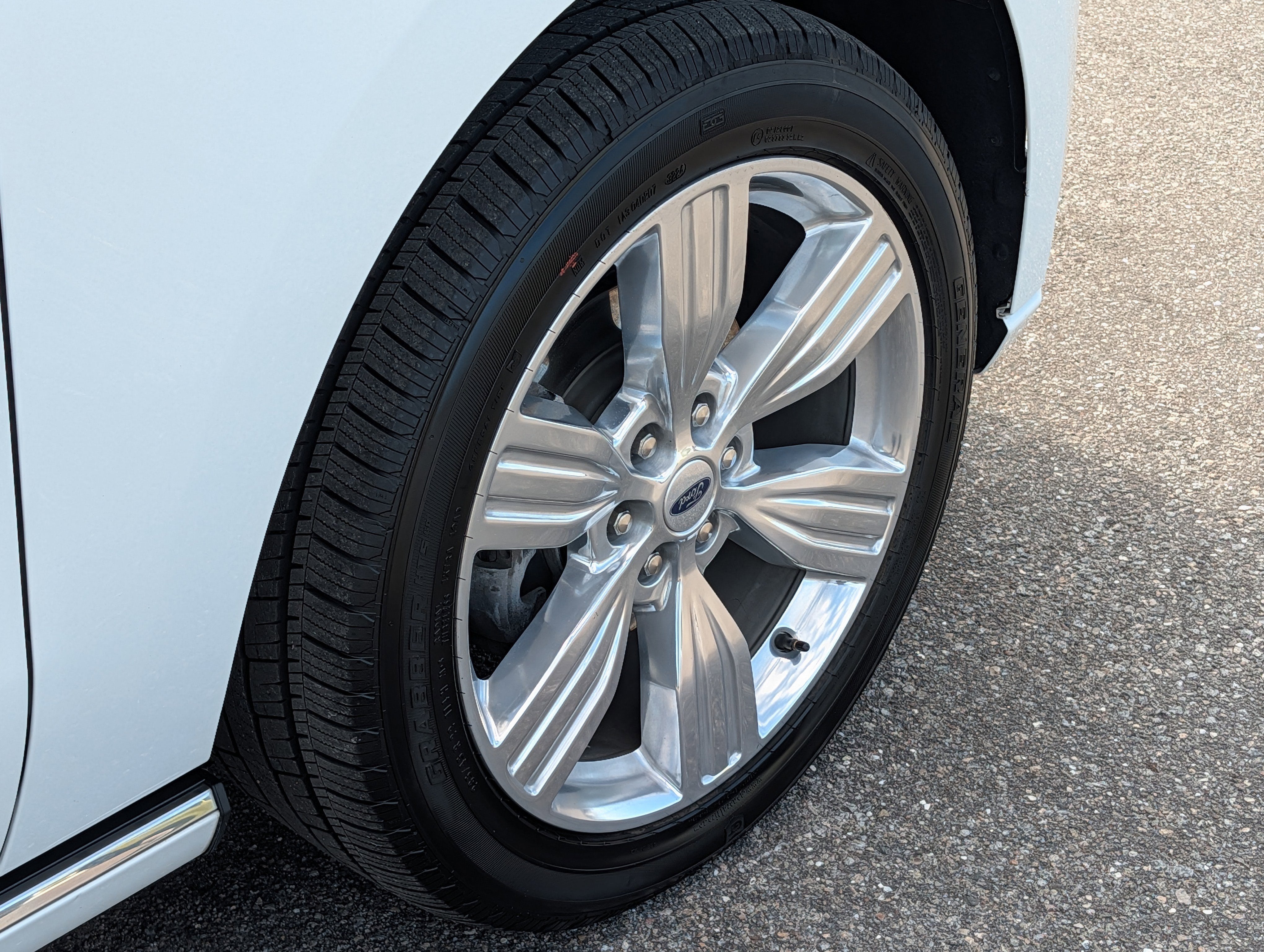 2023 Ford Expedition MAX Platinum