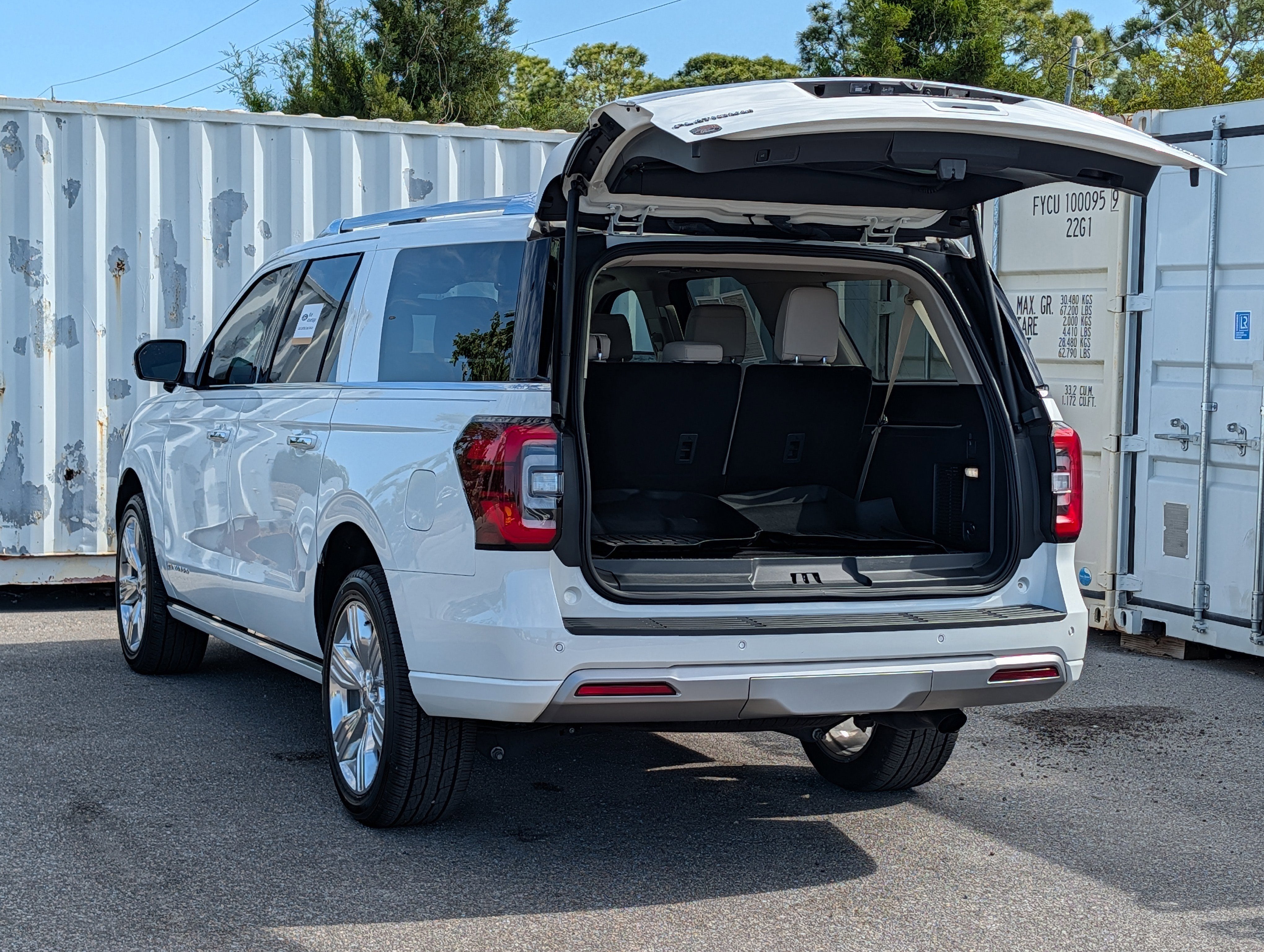 2023 Ford Expedition MAX Platinum