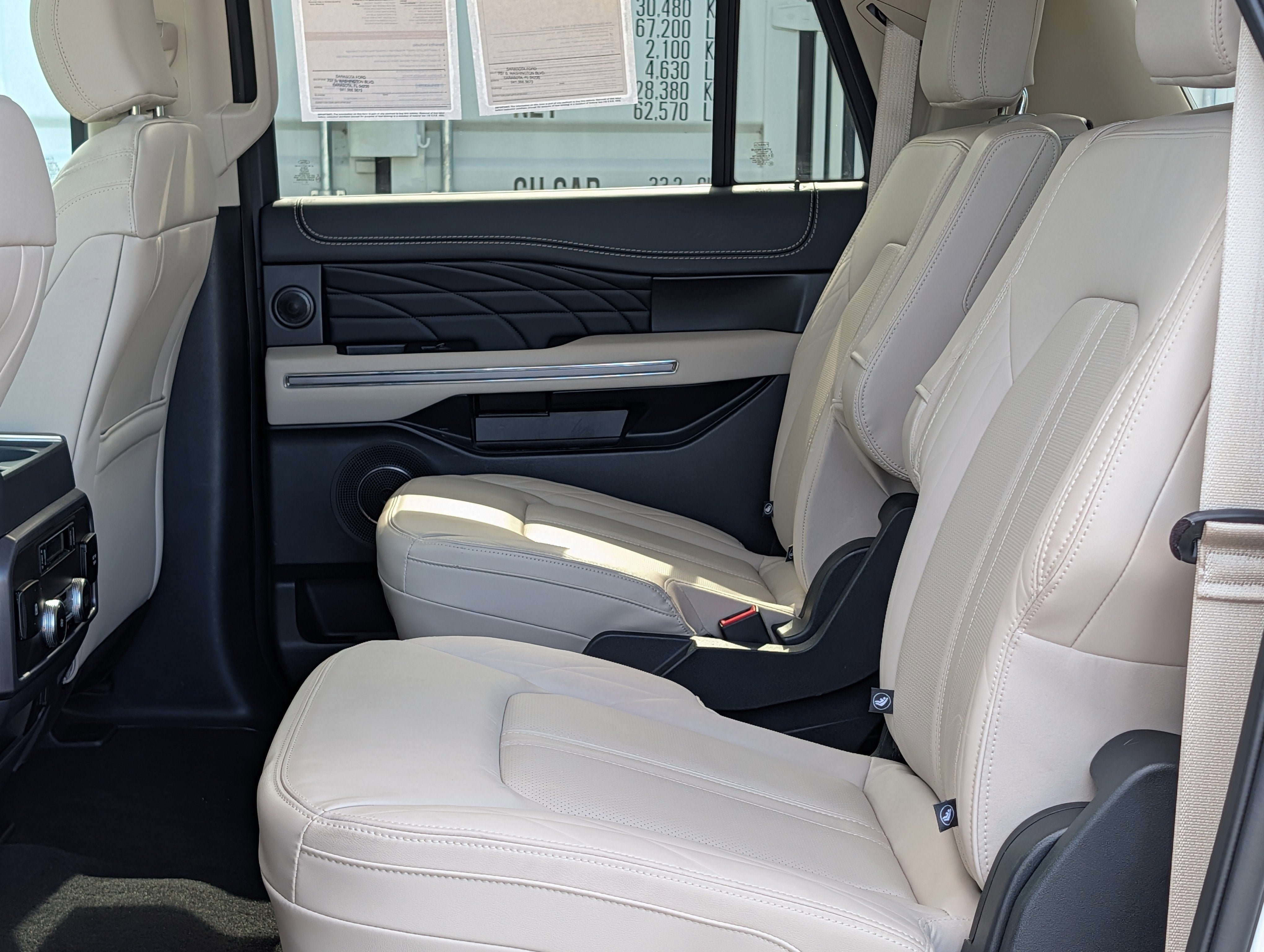 2023 Ford Expedition MAX Platinum