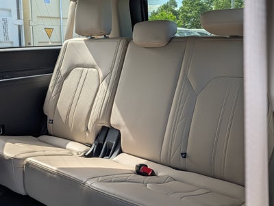 2023 Ford Expedition MAX Platinum