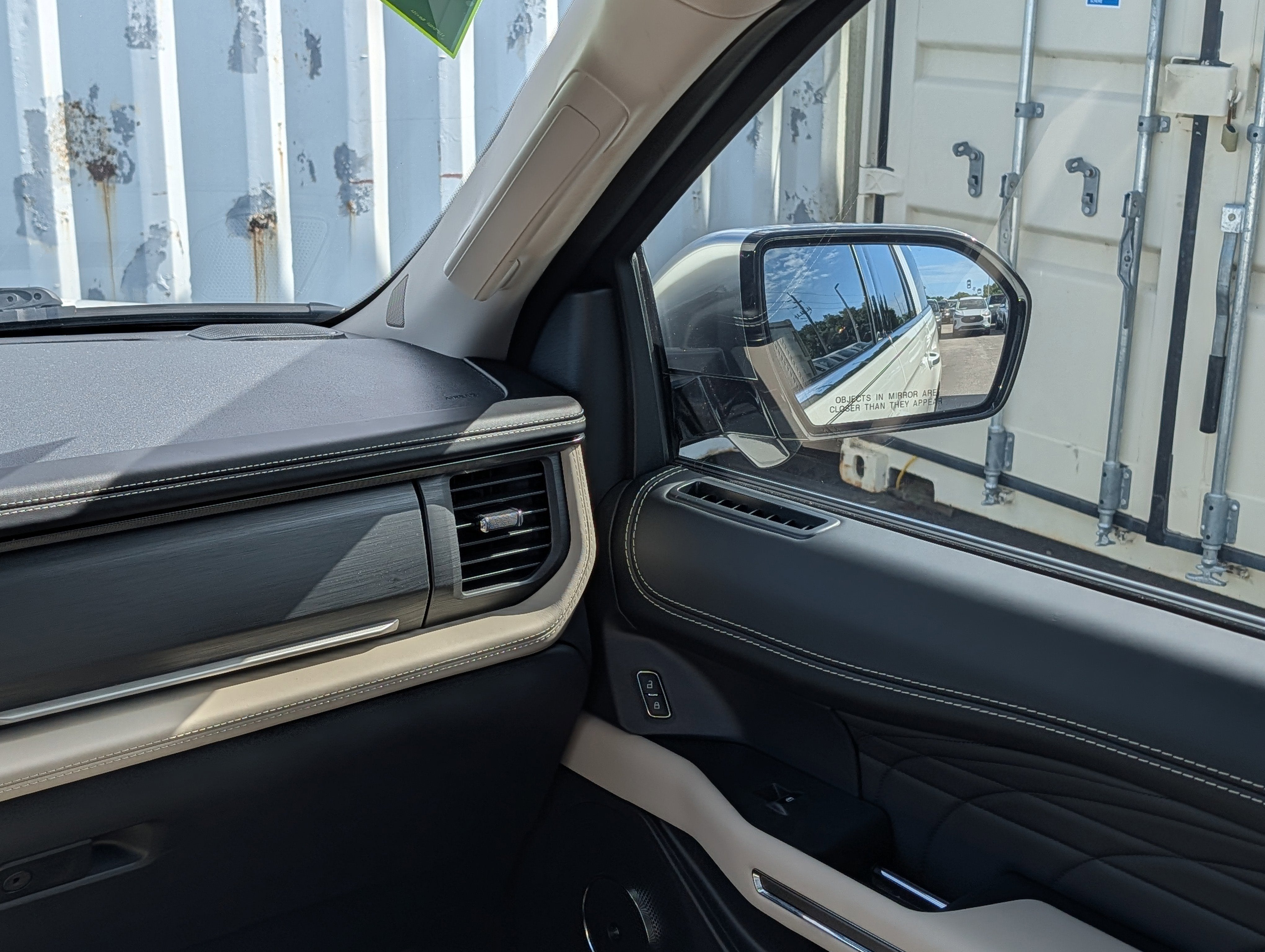 2023 Ford Expedition MAX Platinum