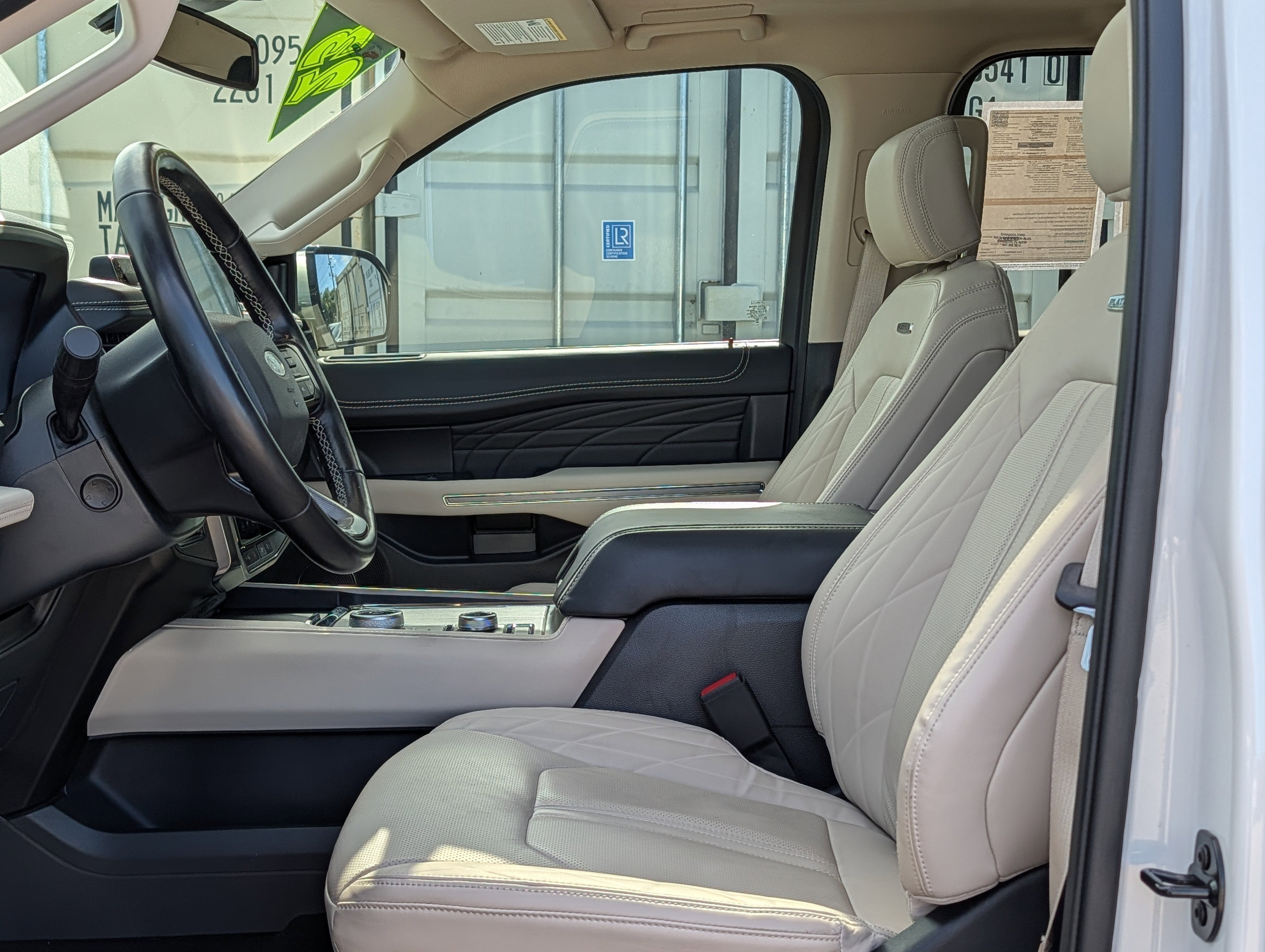 2023 Ford Expedition MAX Platinum