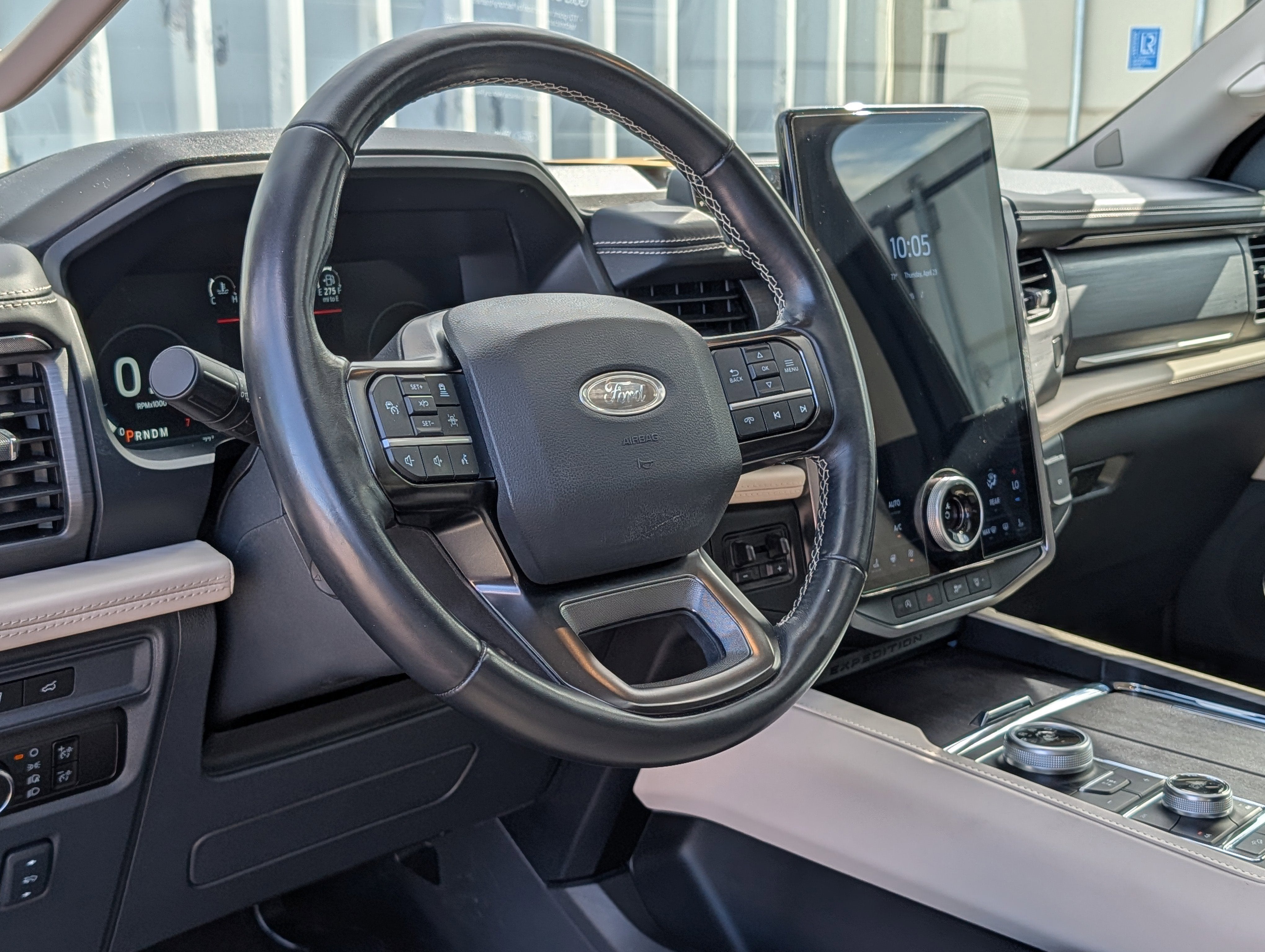 2023 Ford Expedition MAX Platinum