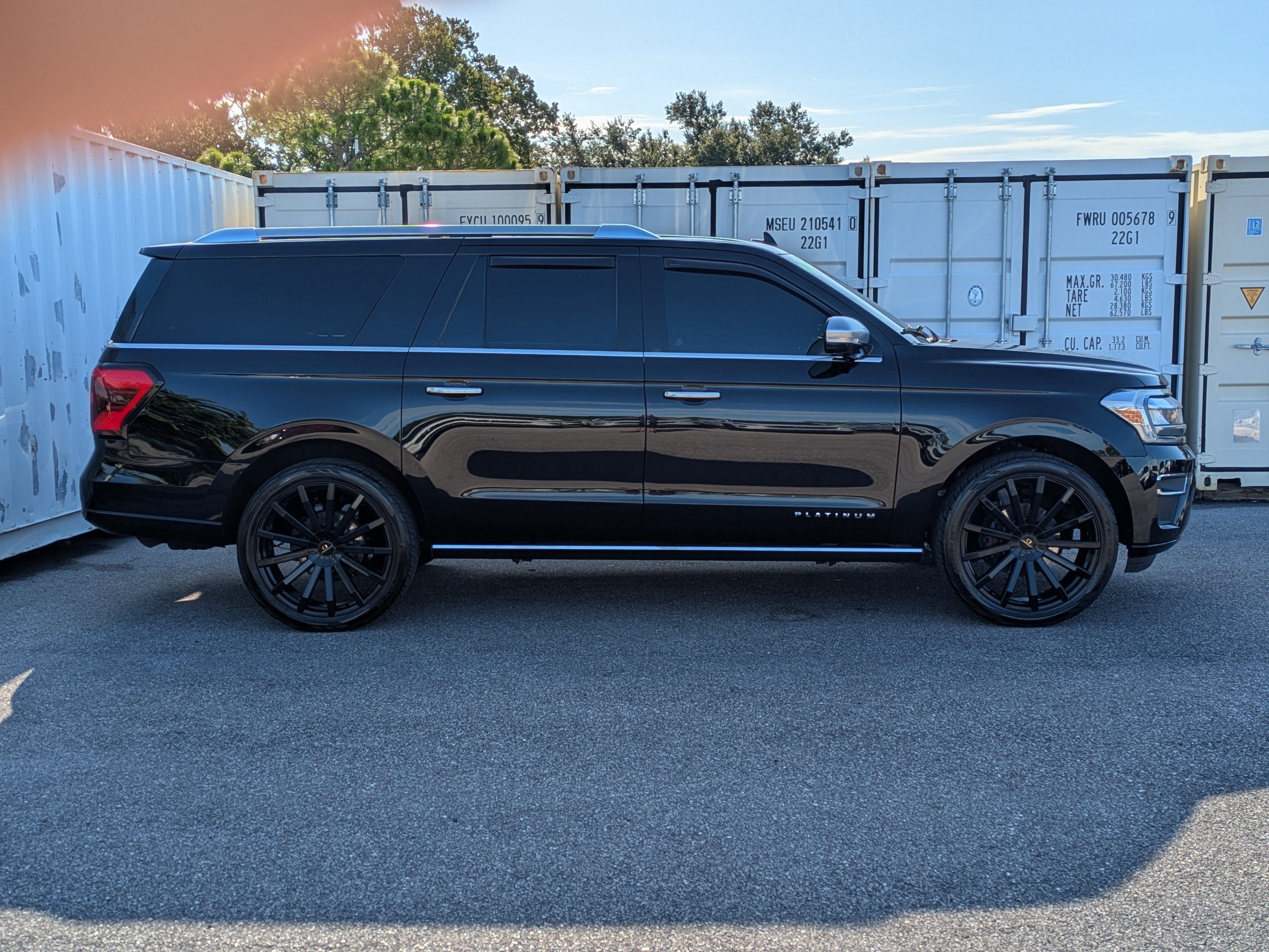 2023 Ford Expedition MAX Platinum