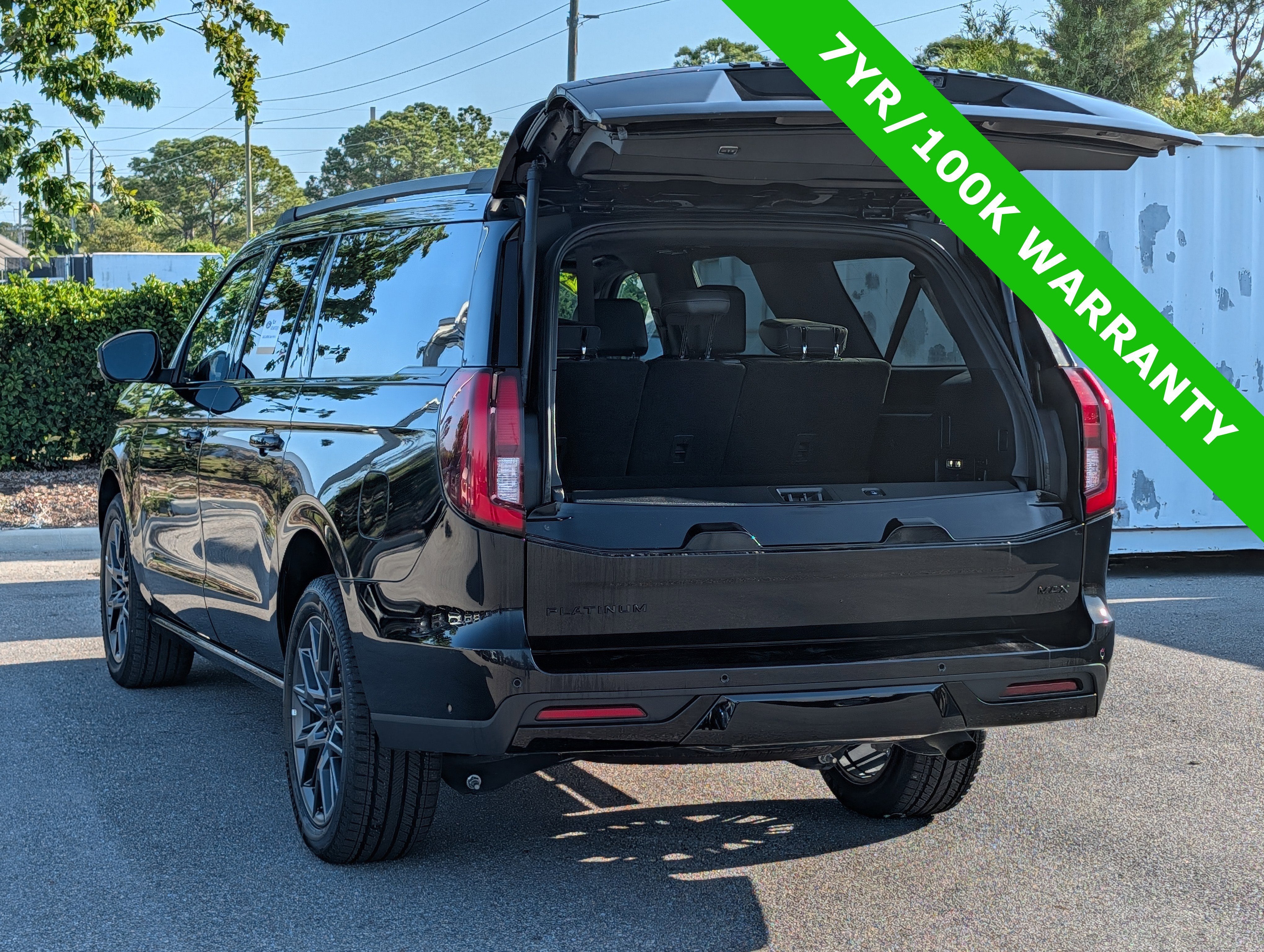 2025 Ford Expedition MAX Platinum