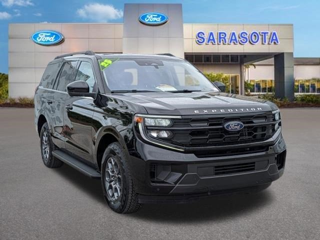 2025 Ford Expedition's photo