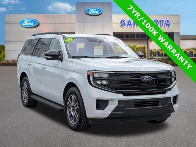 2025 Ford Expedition's photo