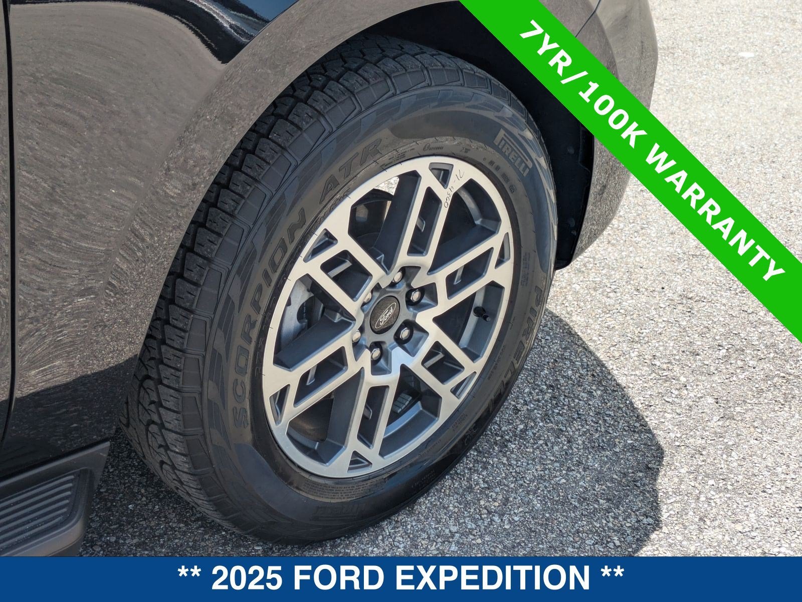 2025 Ford Expedition Active