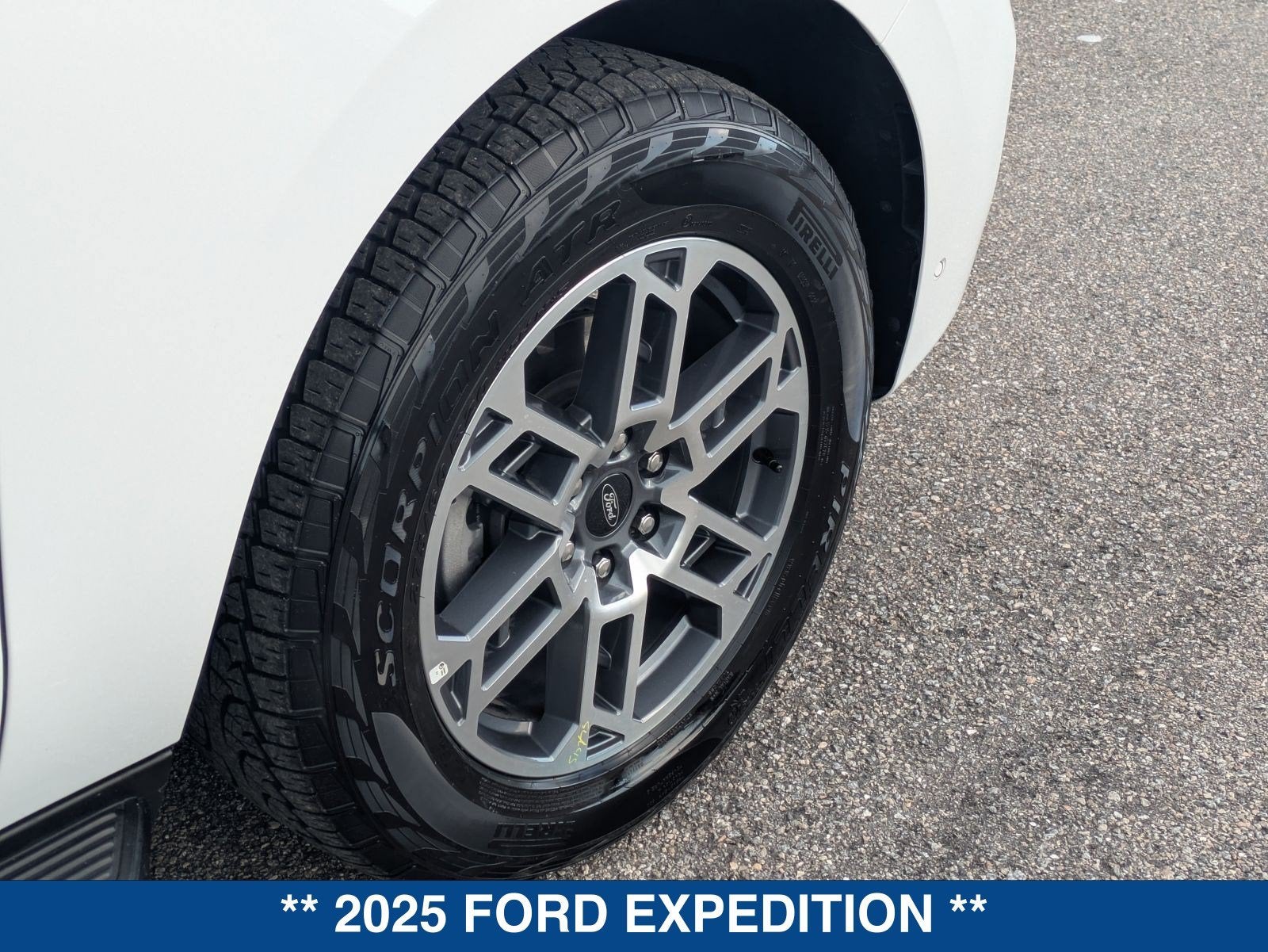 2025 Ford Expedition Active
