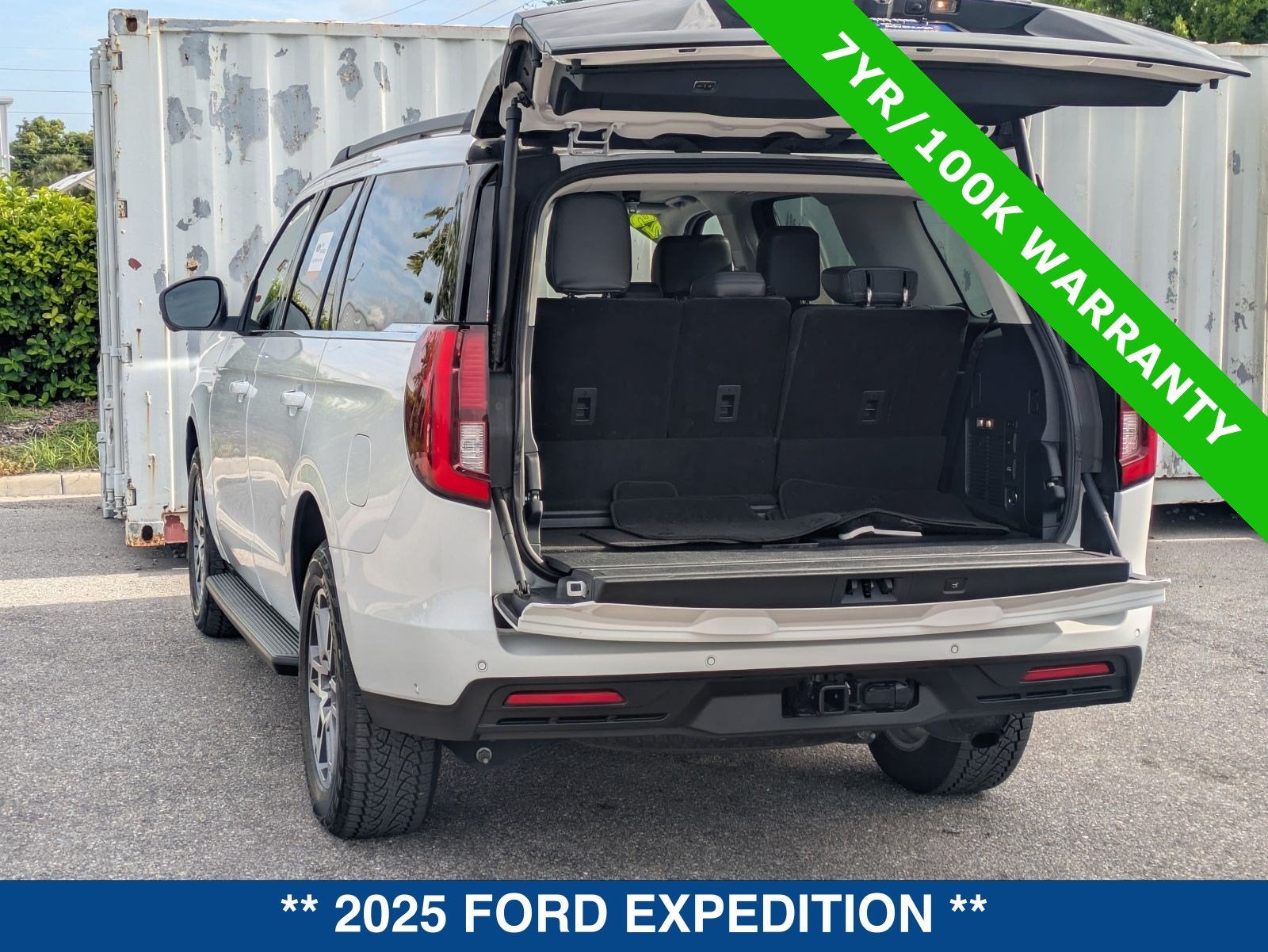2025 Ford Expedition Active