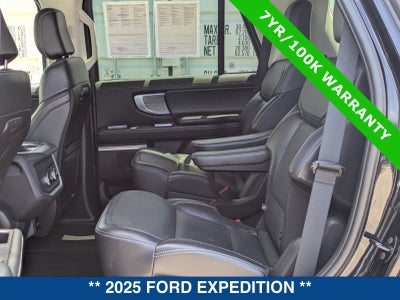 2025 Ford Expedition Platinum