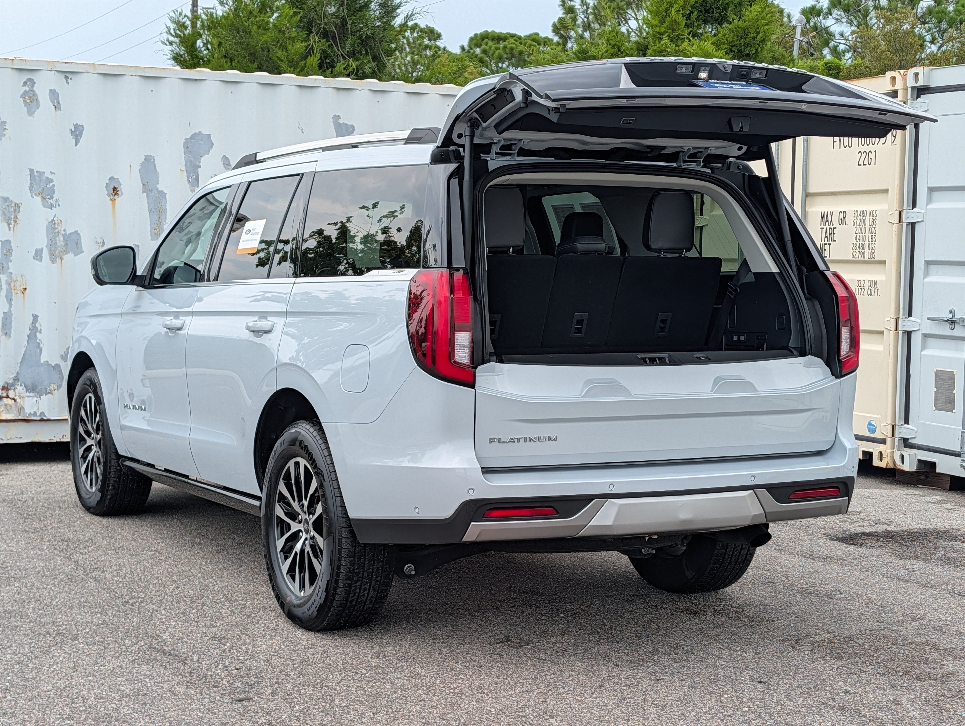 2025 Ford Expedition Platinum