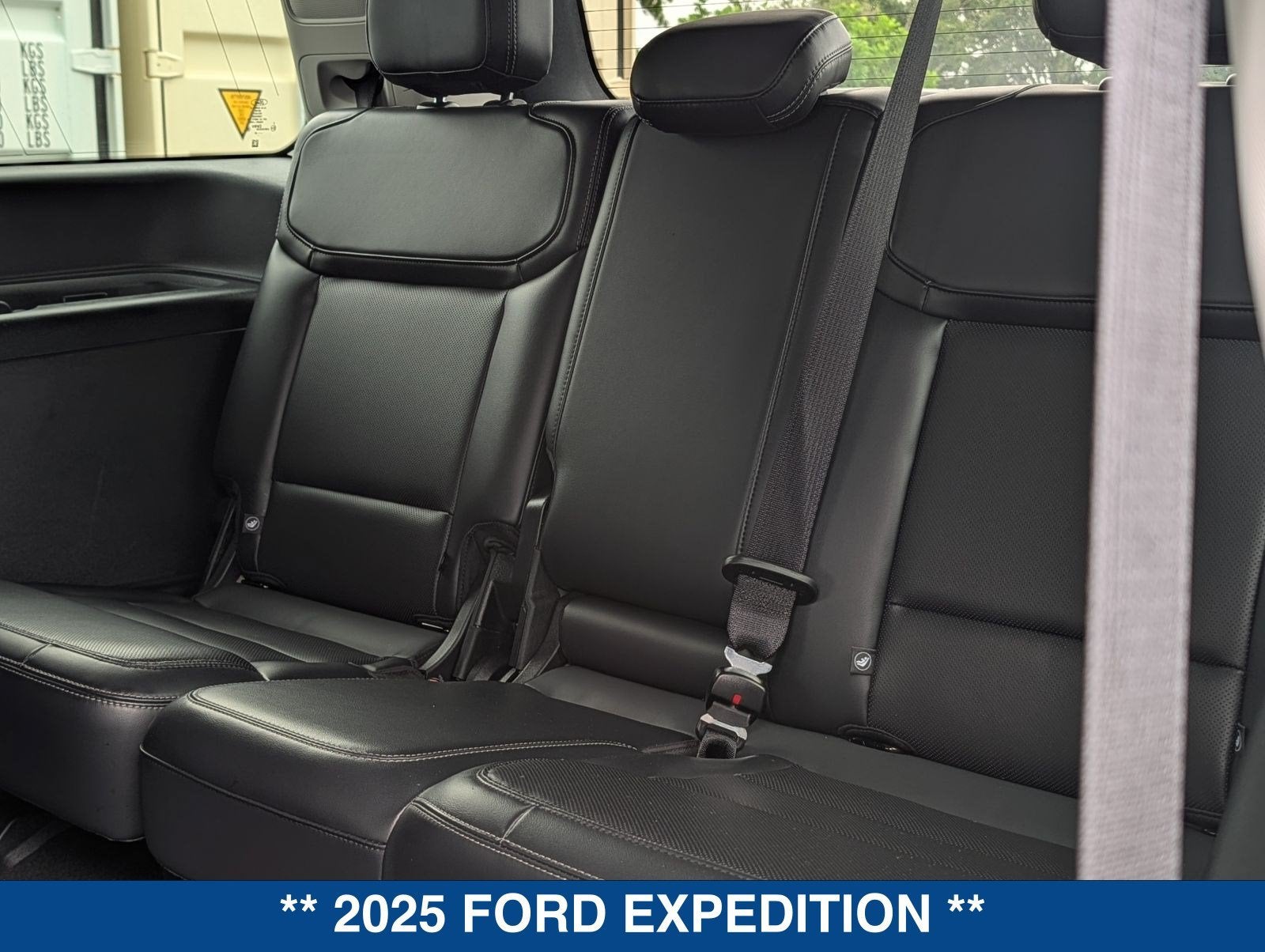 2025 Ford Expedition Platinum