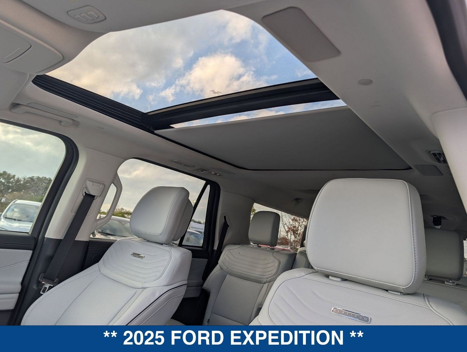 2025 Ford Expedition Platinum