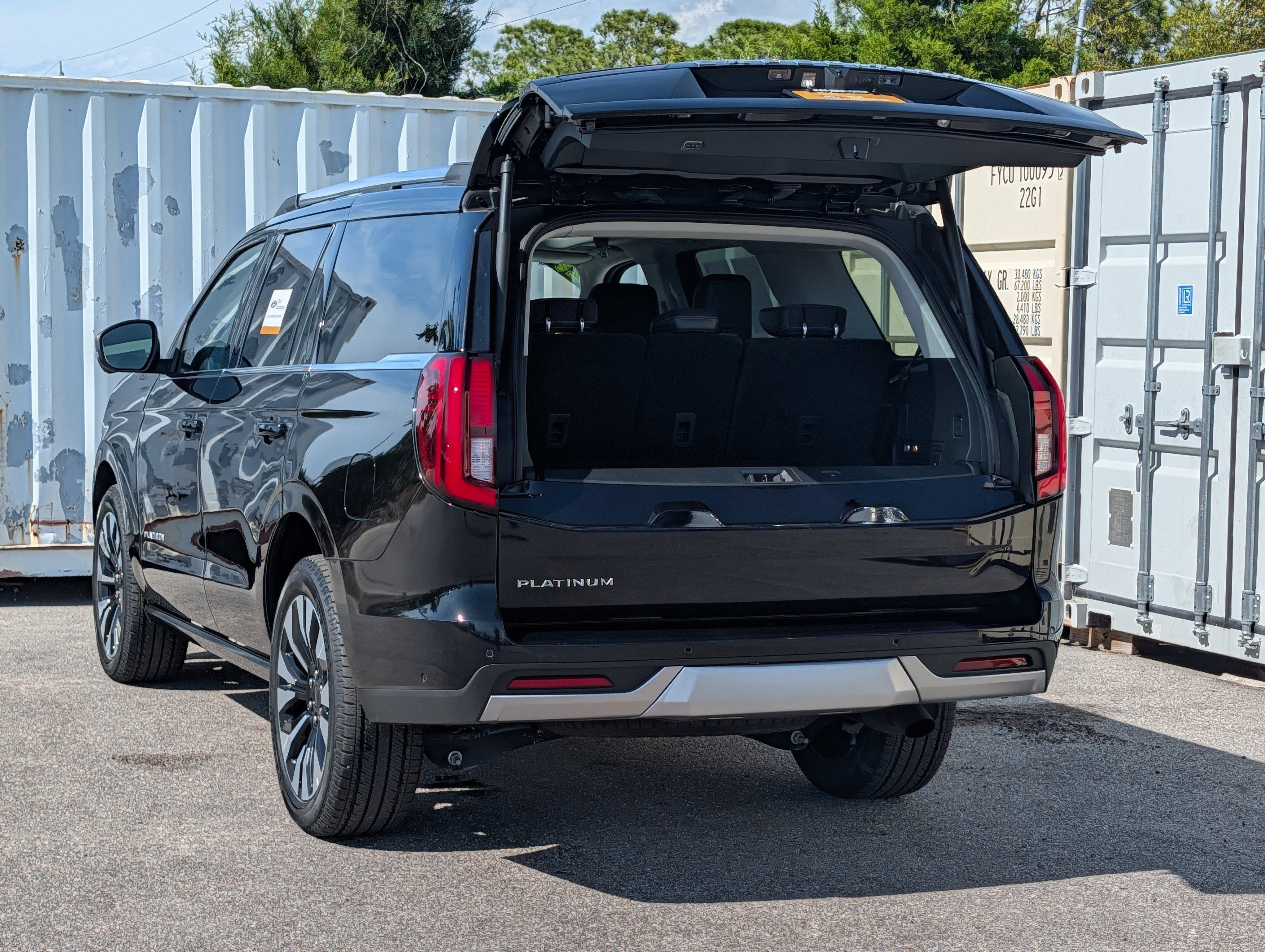 2025 Ford Expedition Platinum