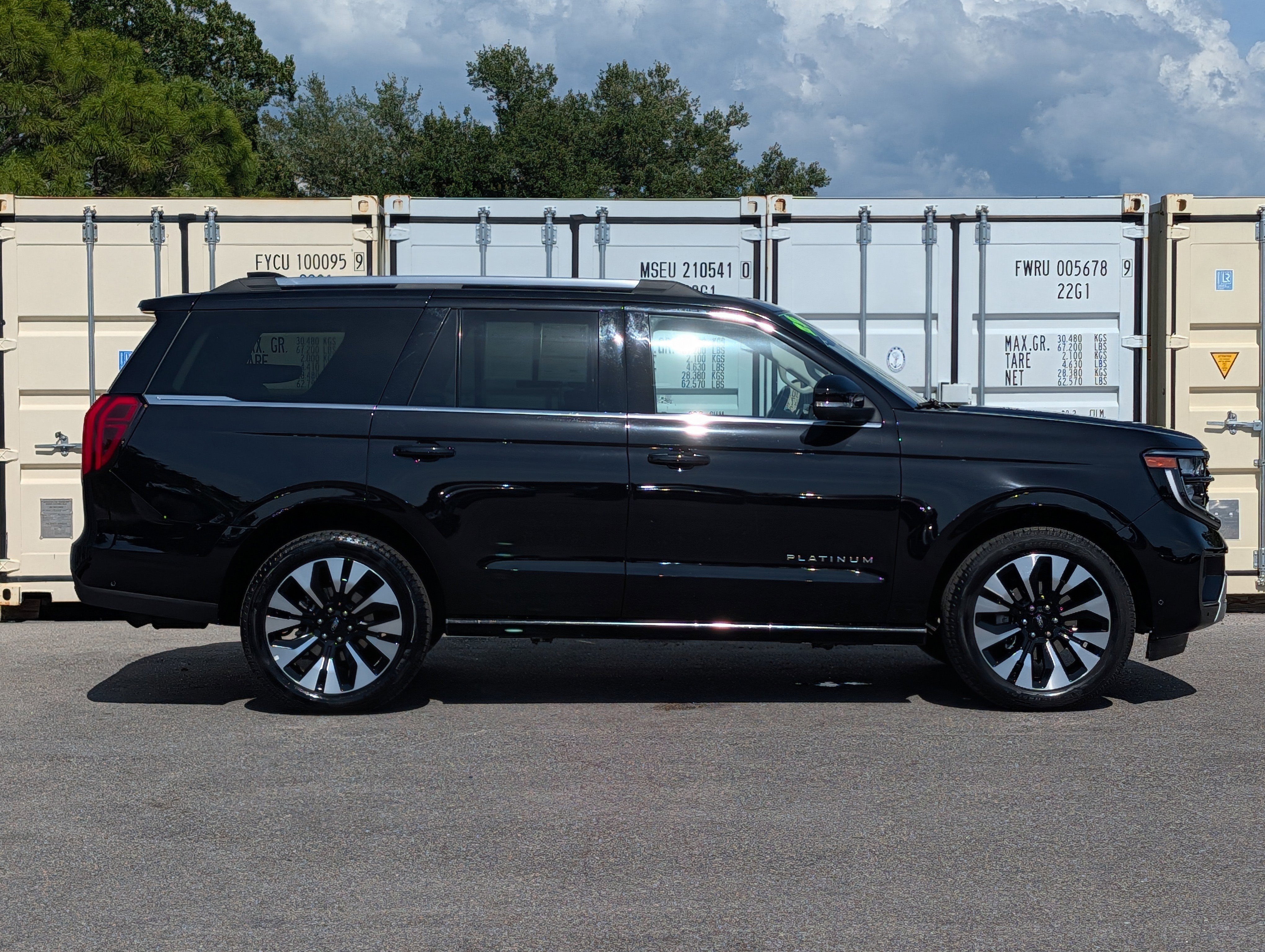 2025 Ford Expedition Platinum