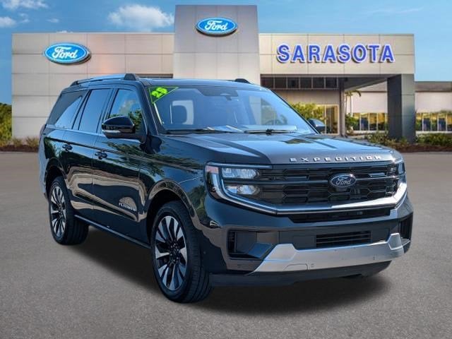 2025 Ford Expedition Platinum 4x4's photo