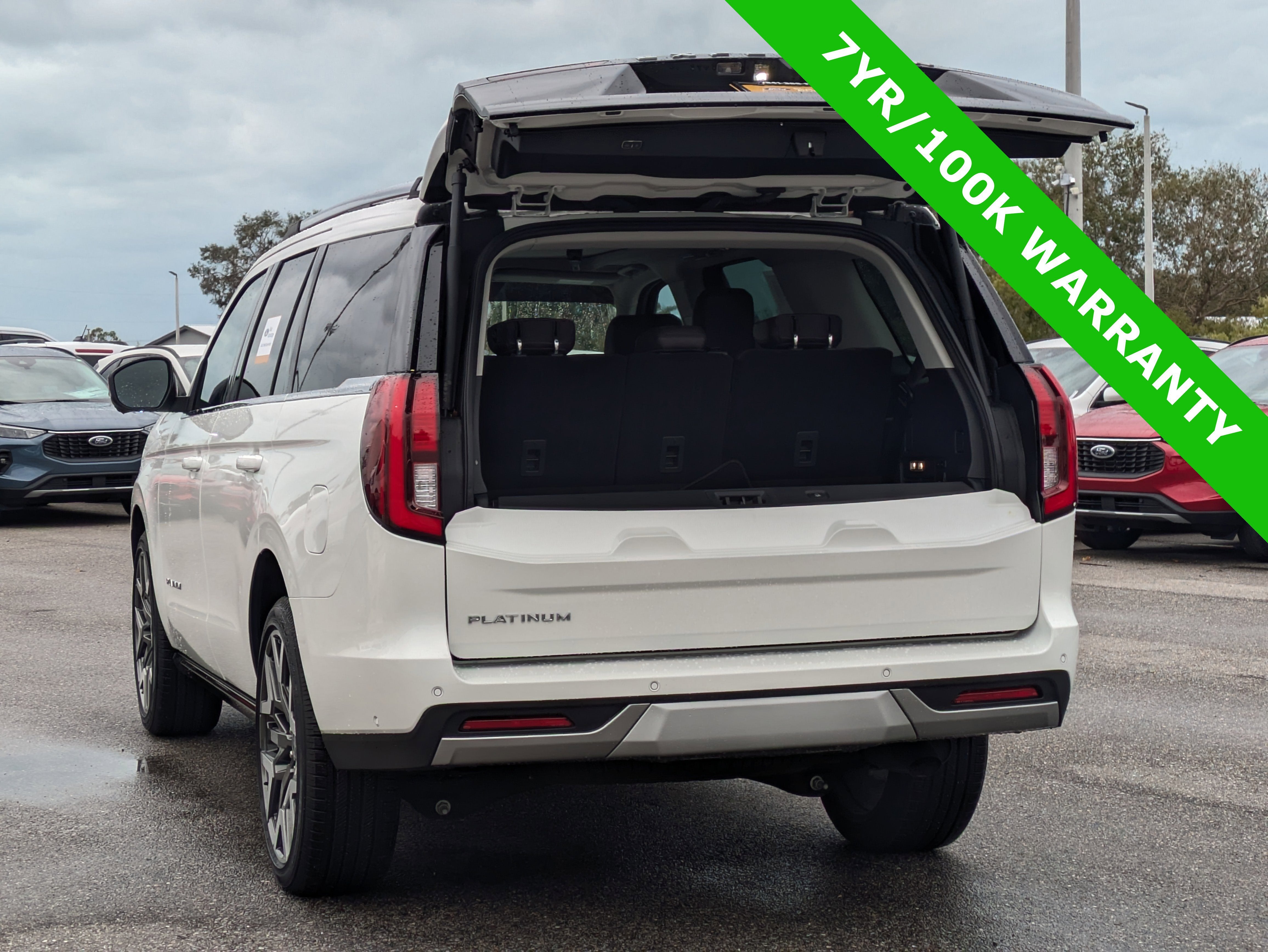 2025 Ford Expedition Platinum