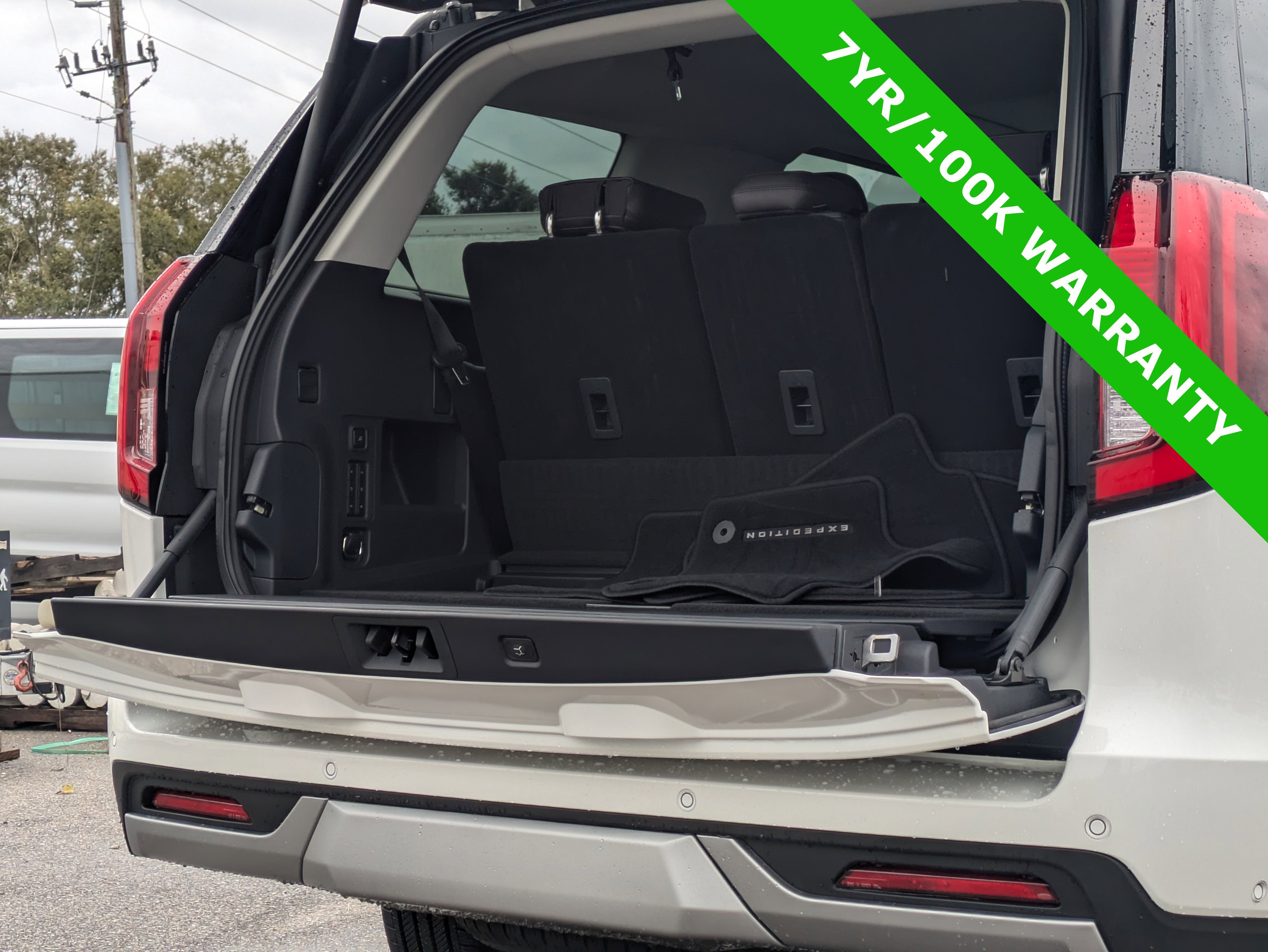 2025 Ford Expedition Platinum