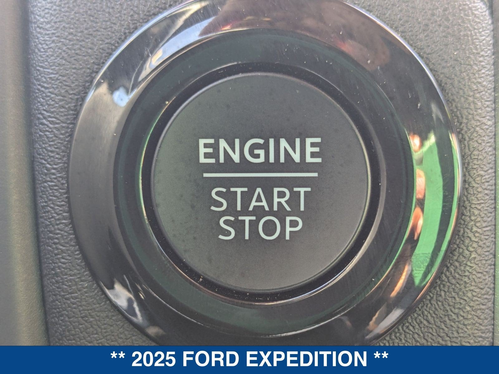 2025 Ford Expedition Tremor