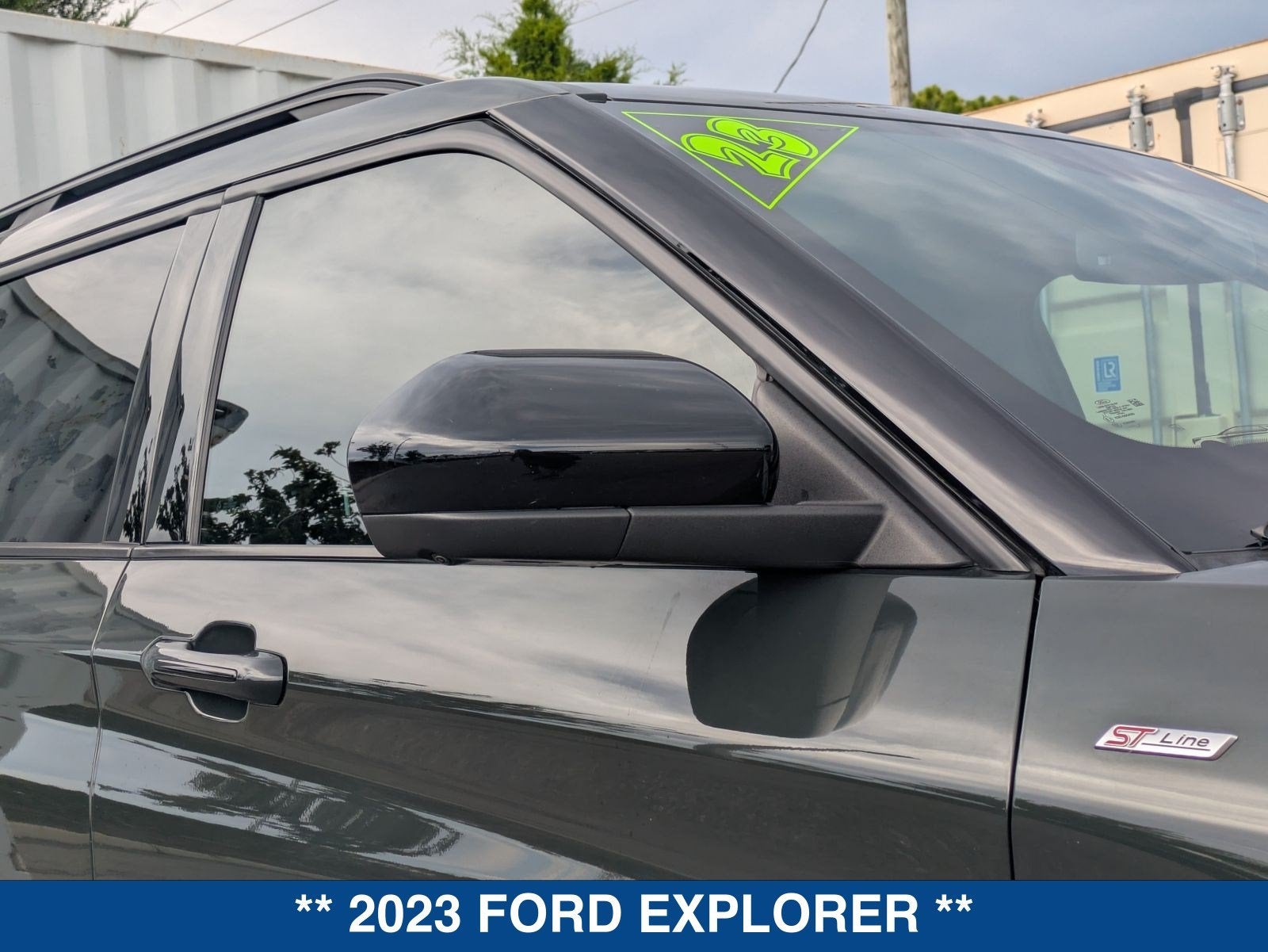 2023 Ford Explorer ST-Line