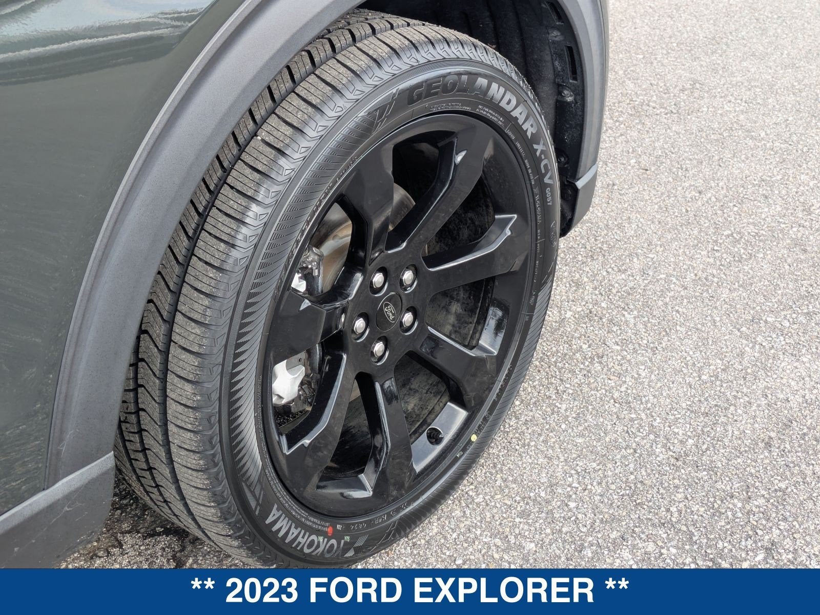 2023 Ford Explorer ST-Line