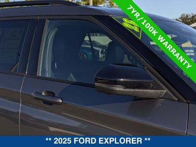 2025 Ford Explorer ST-Line