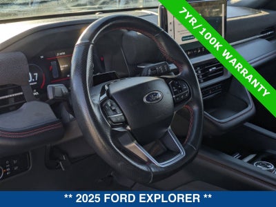 2025 Ford Explorer ST-Line