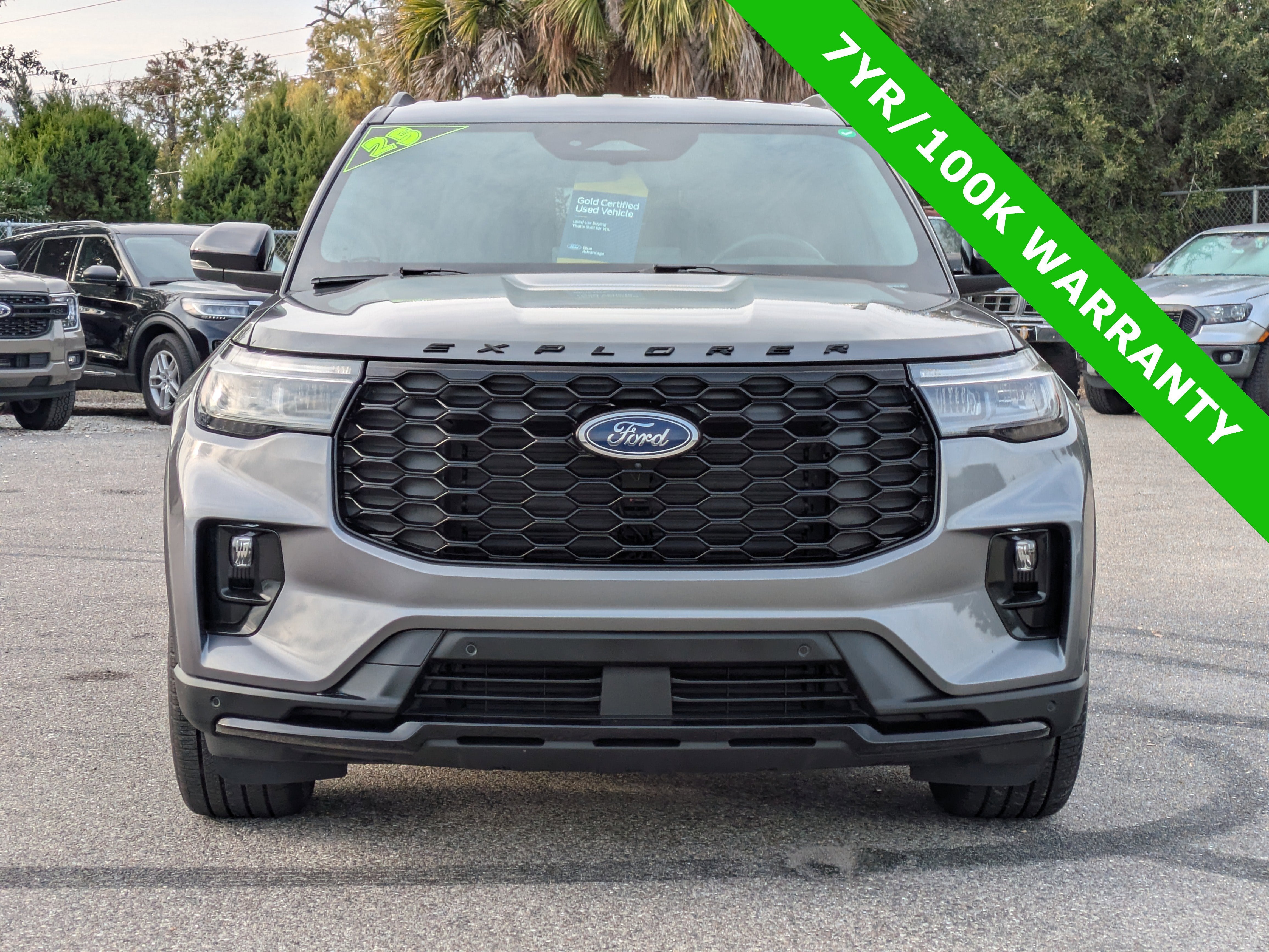 2025 Ford Explorer ST-Line