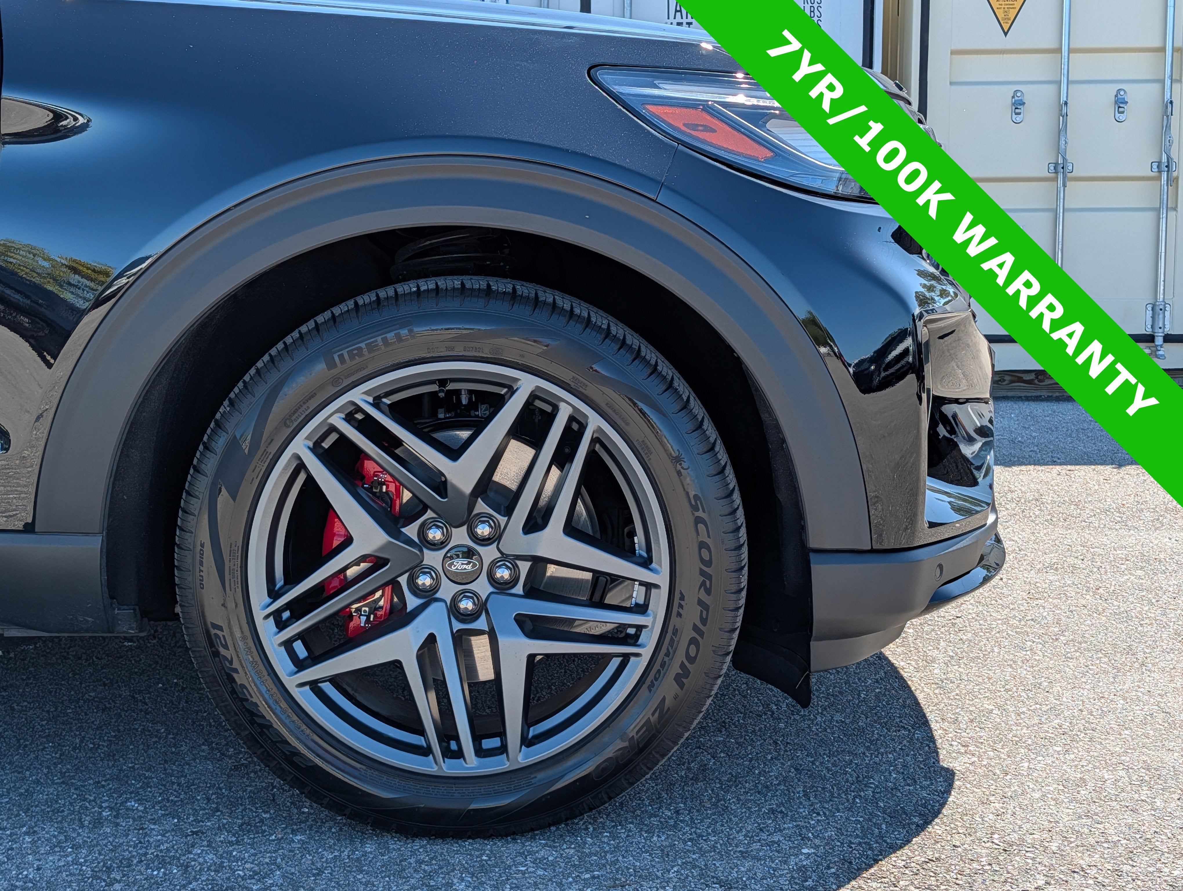 2025 Ford Explorer ST