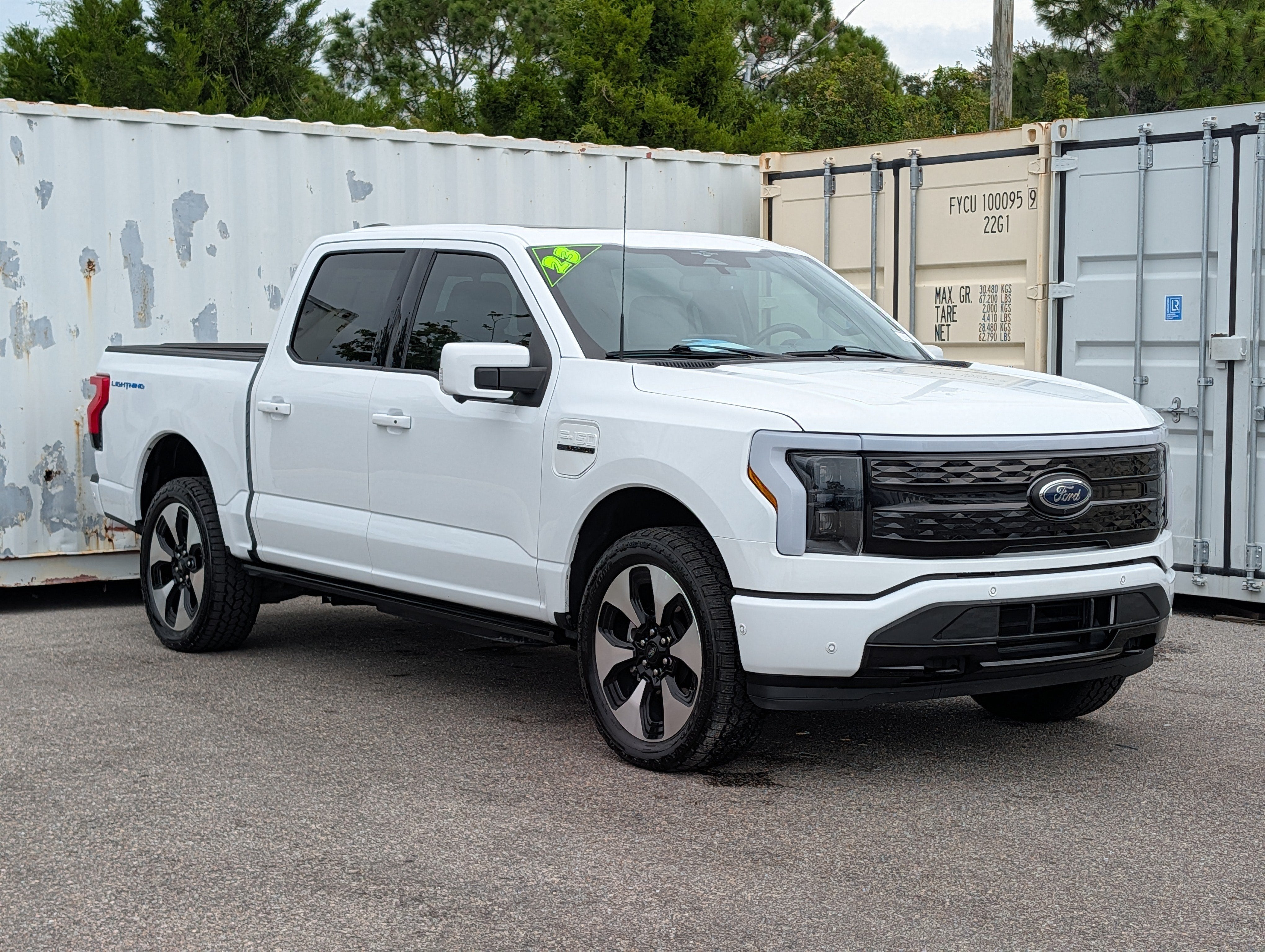 2023 Ford F-150 Lightning Platinum