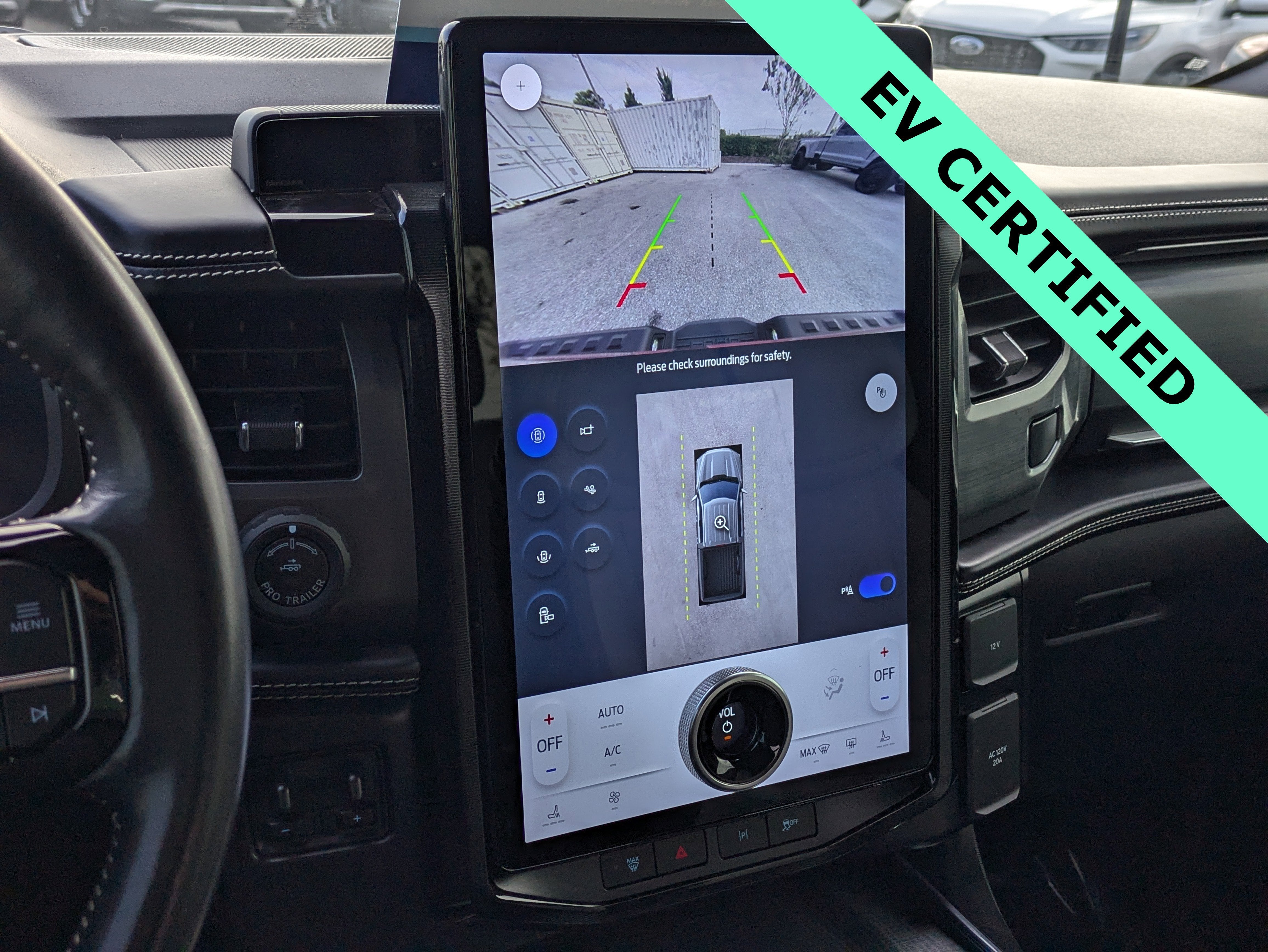 2023 Ford F-150 Lightning Platinum