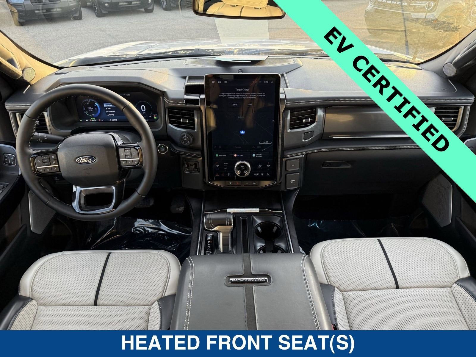 2025 Ford F-150 Lightning Platinum