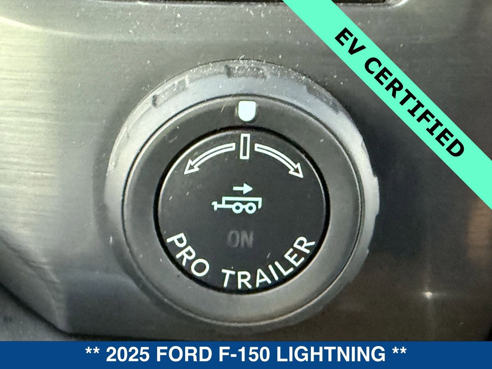 2025 Ford F-150 Lightning Platinum