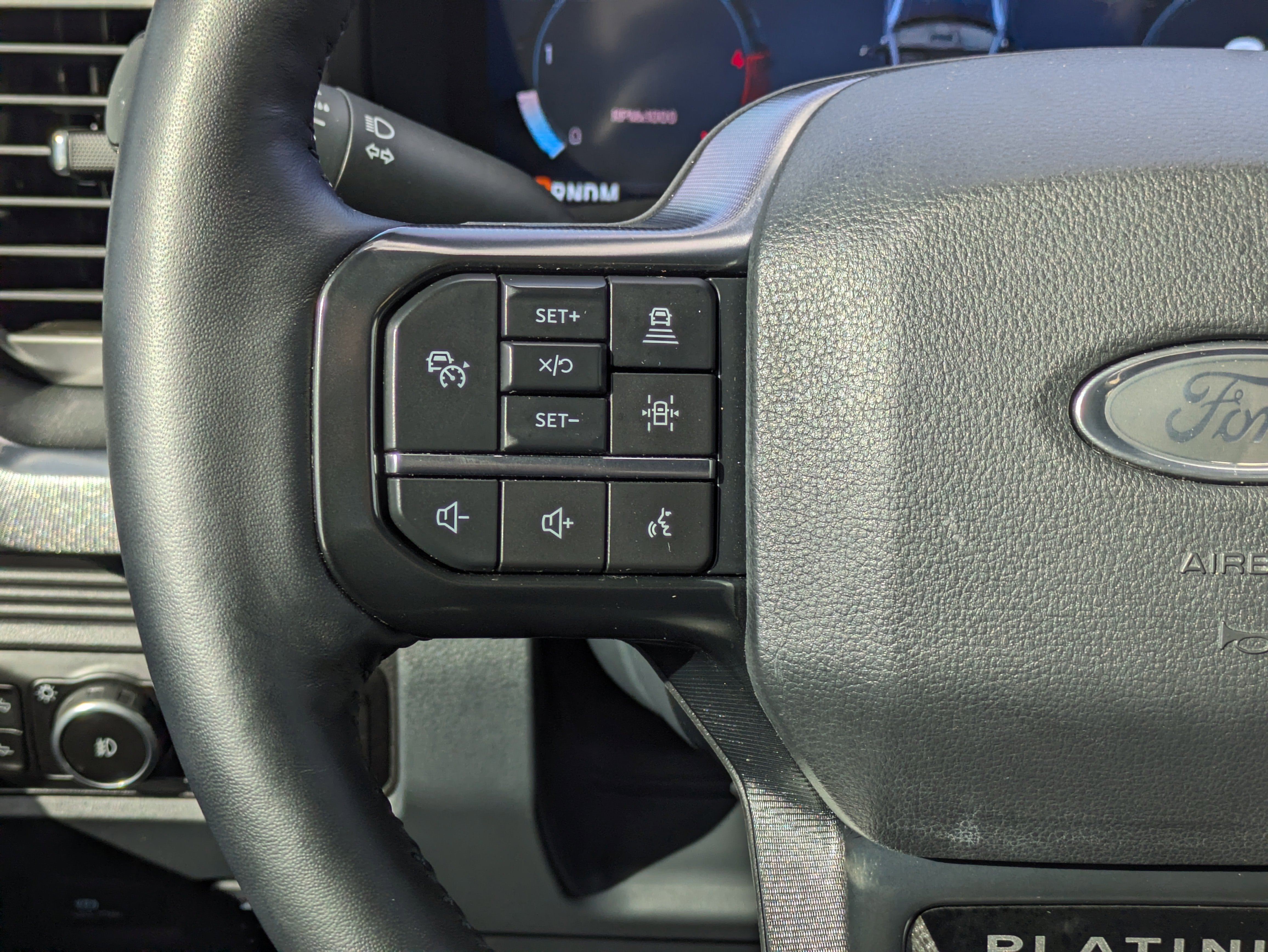 2025 Ford F-350 Platinum