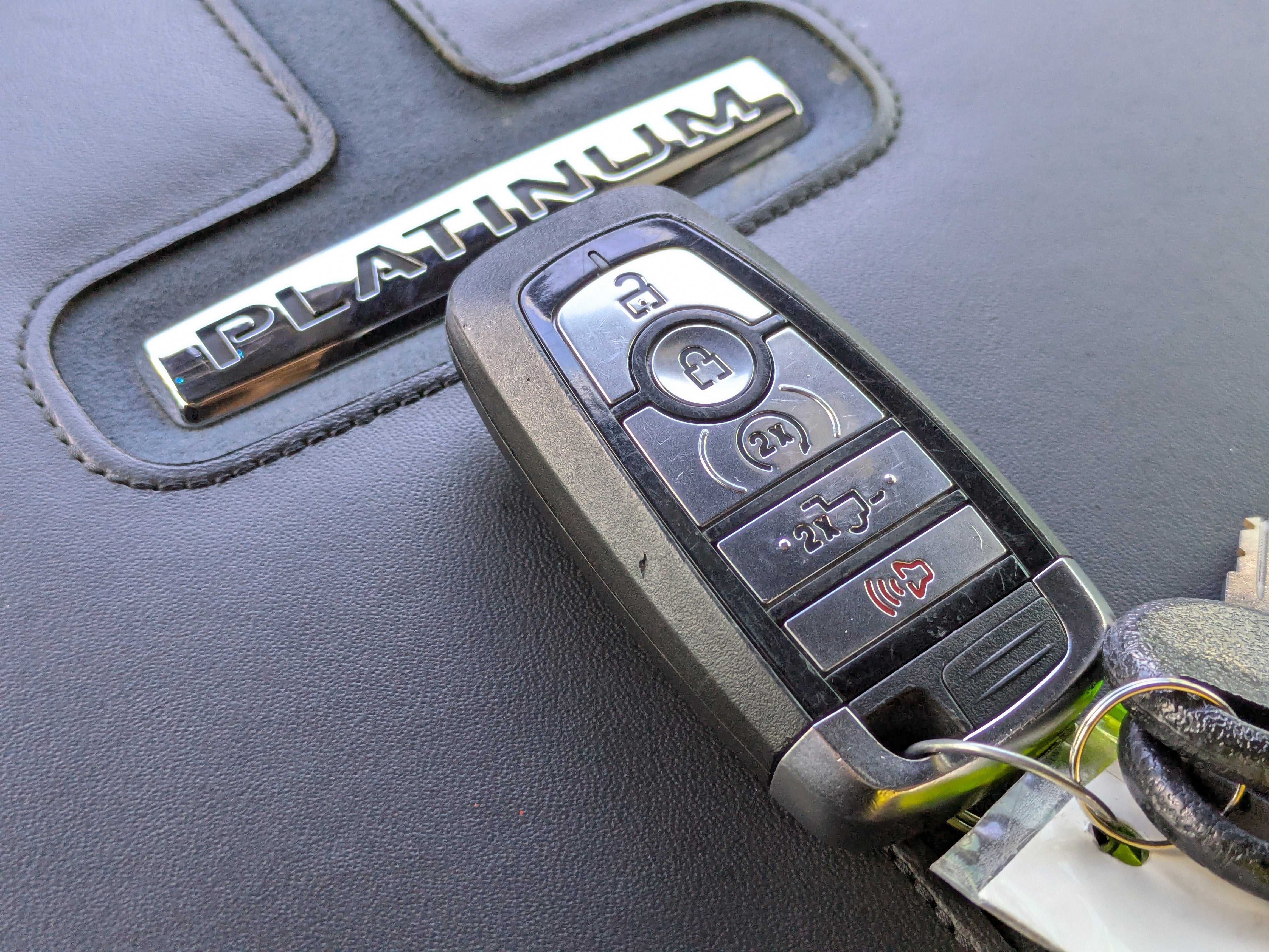 2025 Ford F-350 Platinum