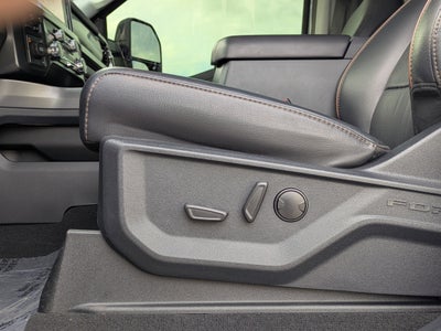 2025 Ford F-350 Lariat Super Duty