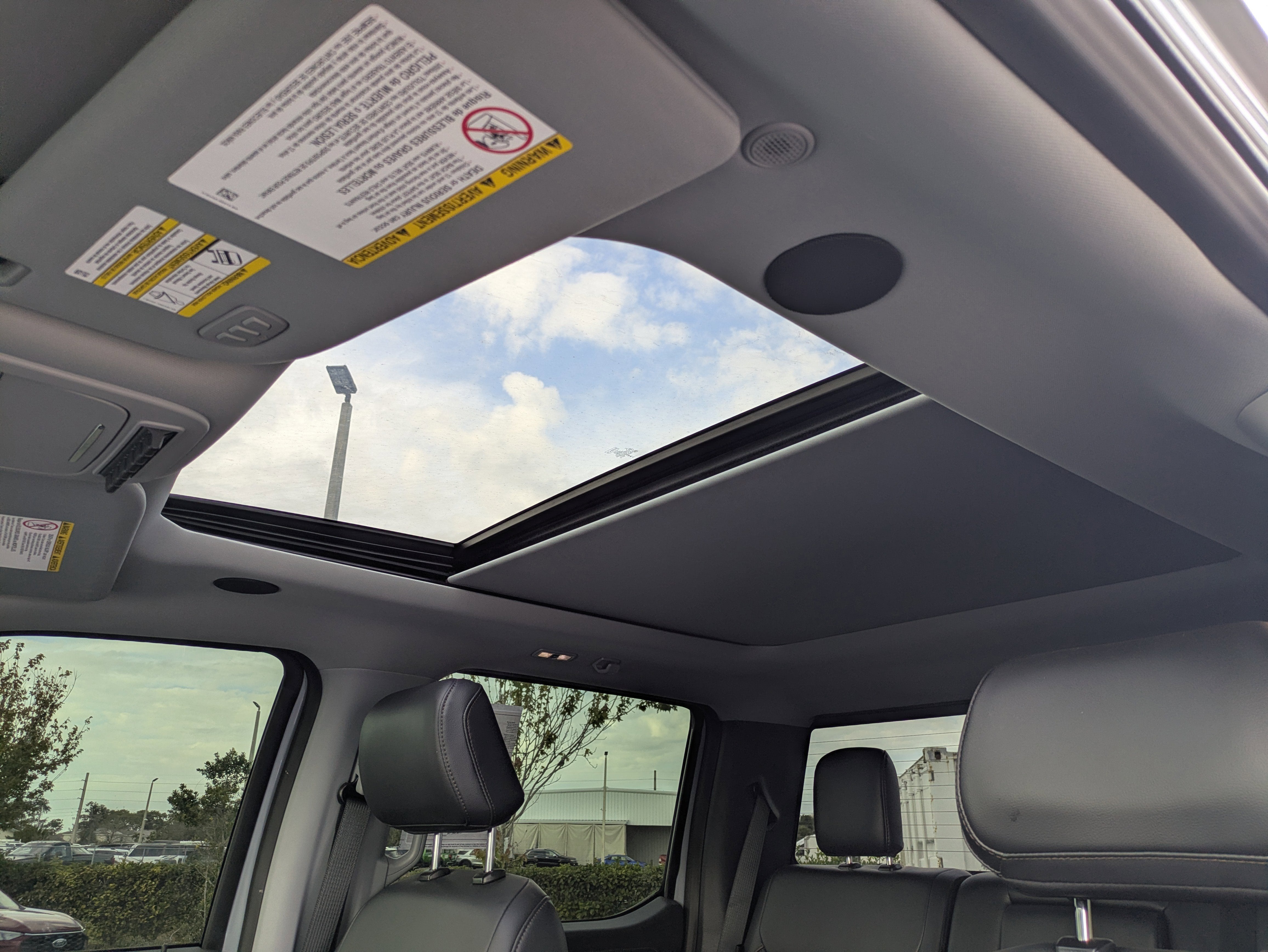 2025 Ford F-350 Lariat Super Duty