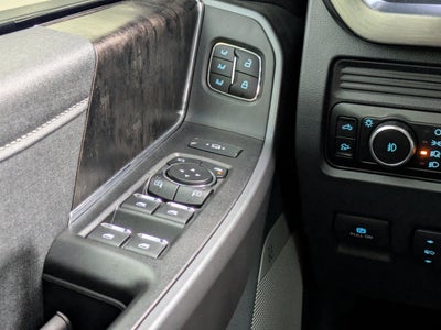 2025 Ford F-350 Lariat Super Duty