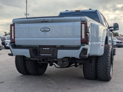 2025 Ford F-350 Lariat Super Duty