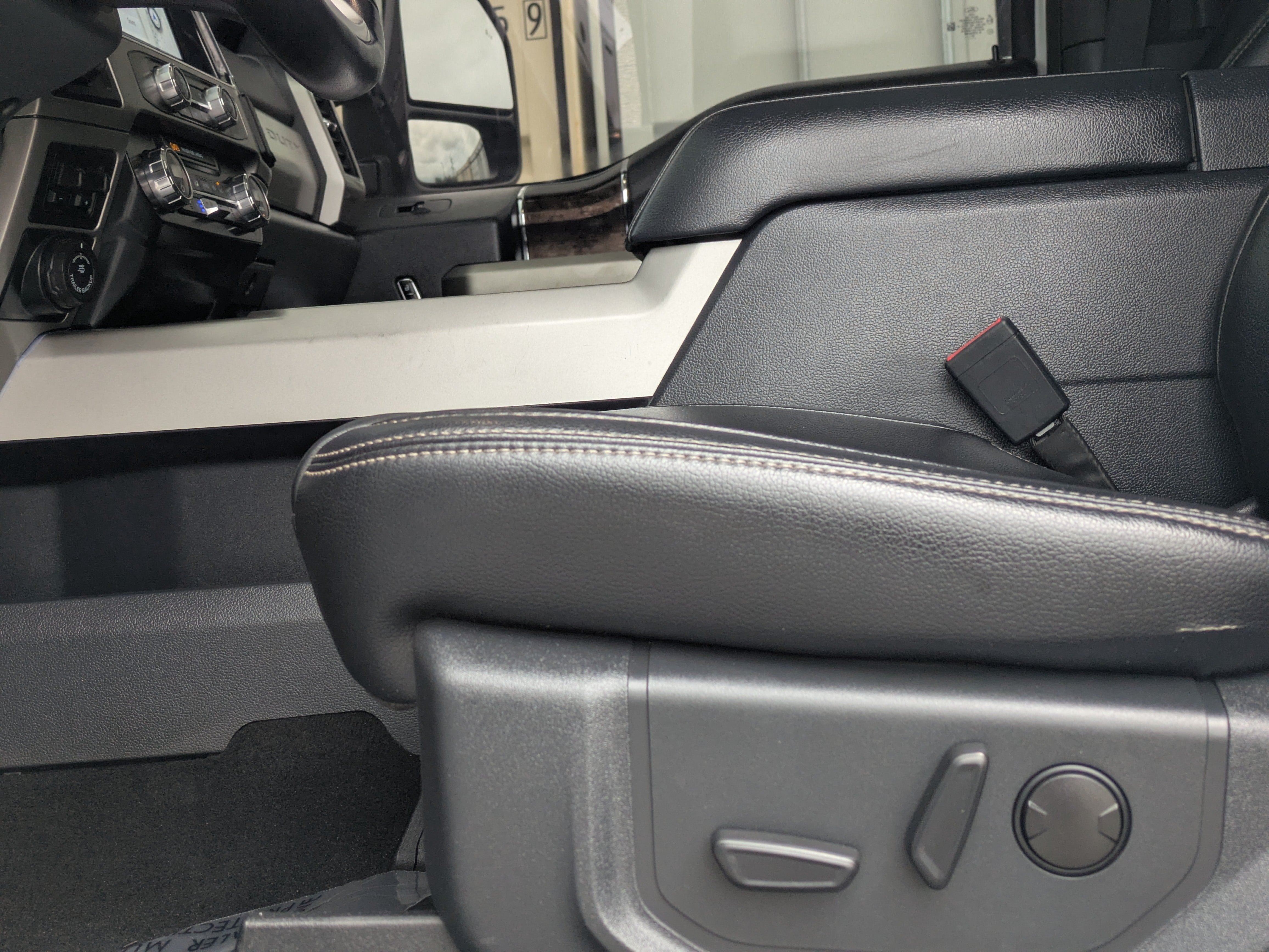 2022 Ford F-350 Lariat Super Duty