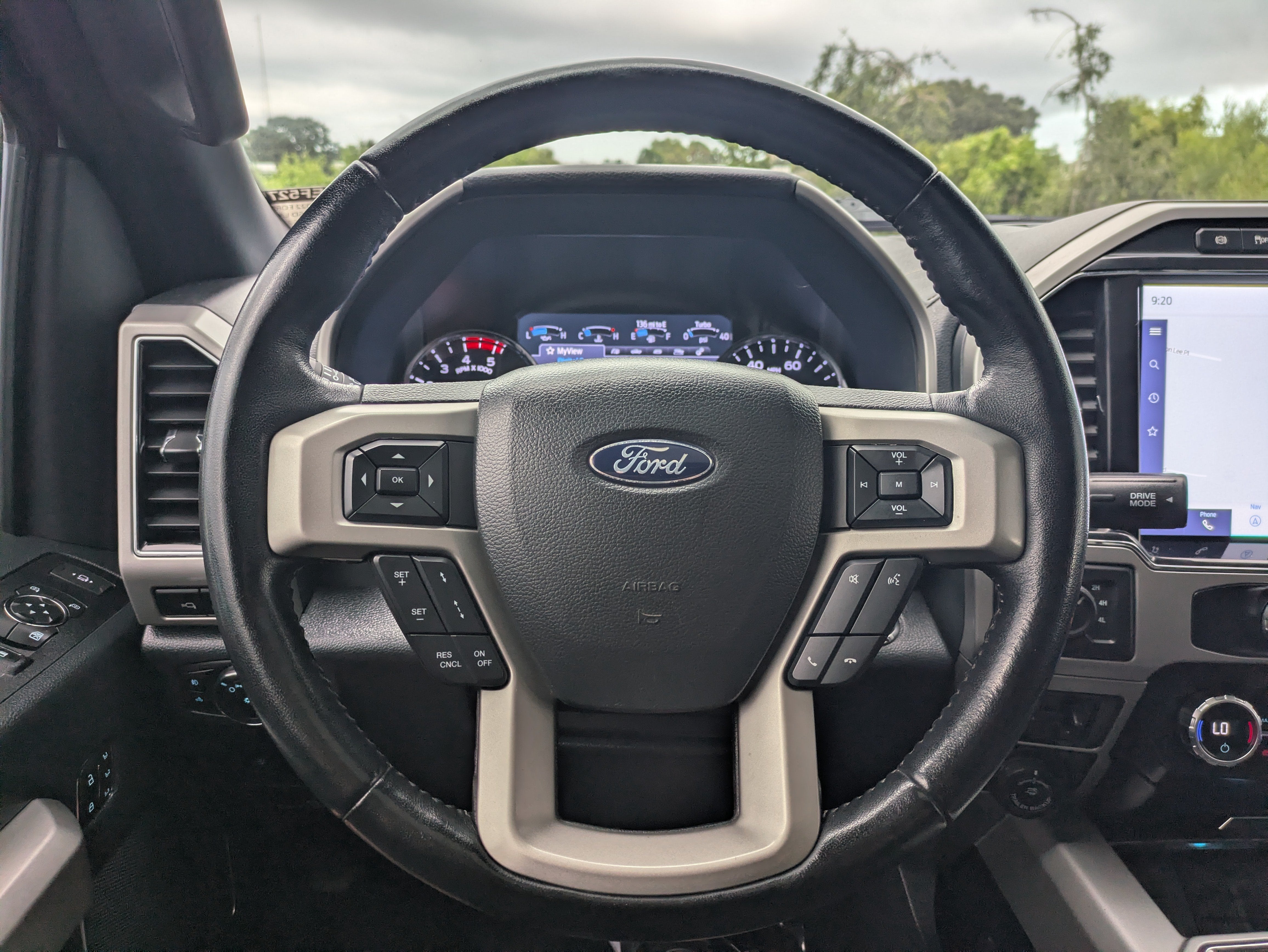 2022 Ford F-350 Lariat Super Duty
