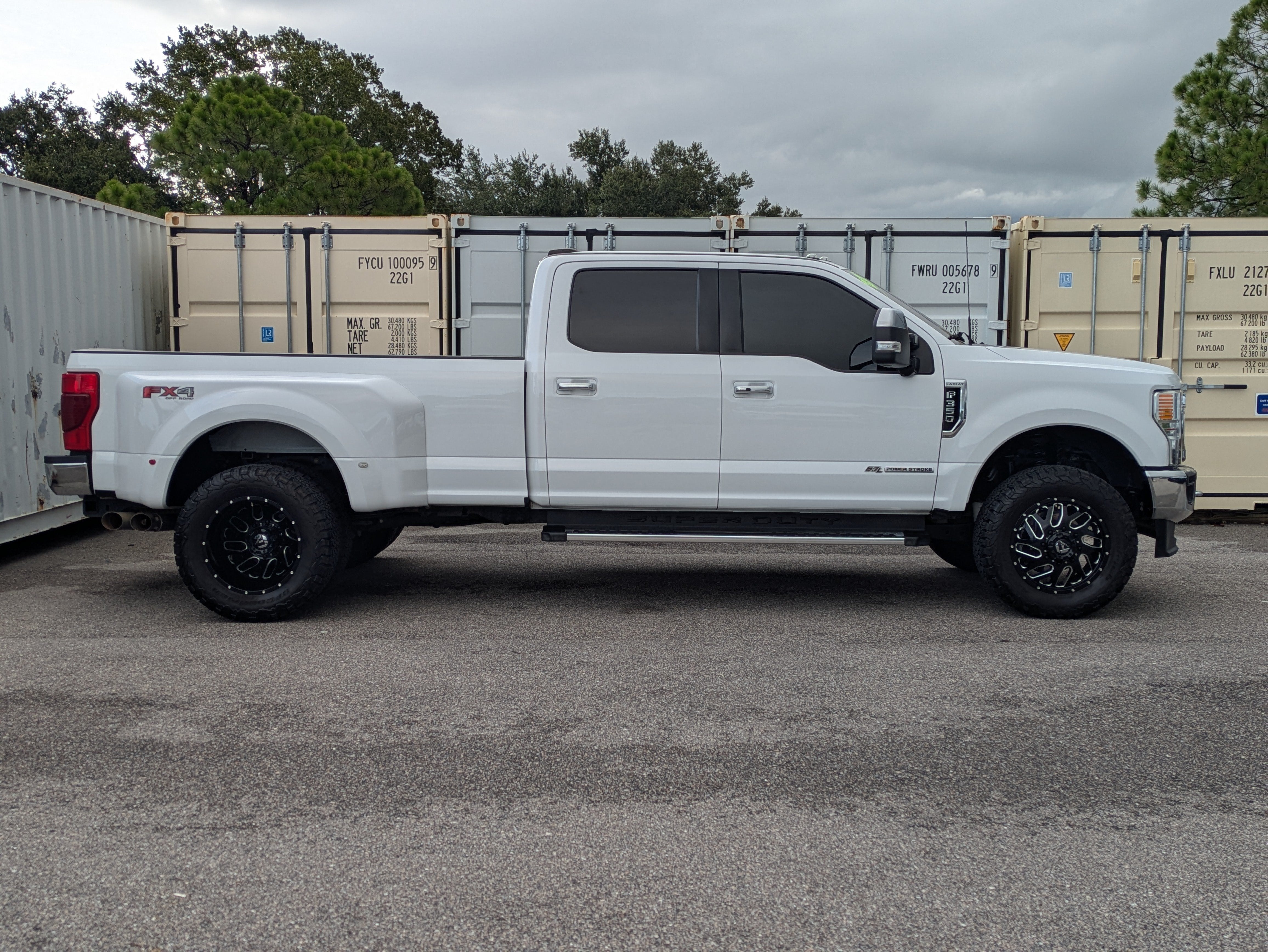 2022 Ford F-350 Lariat Super Duty