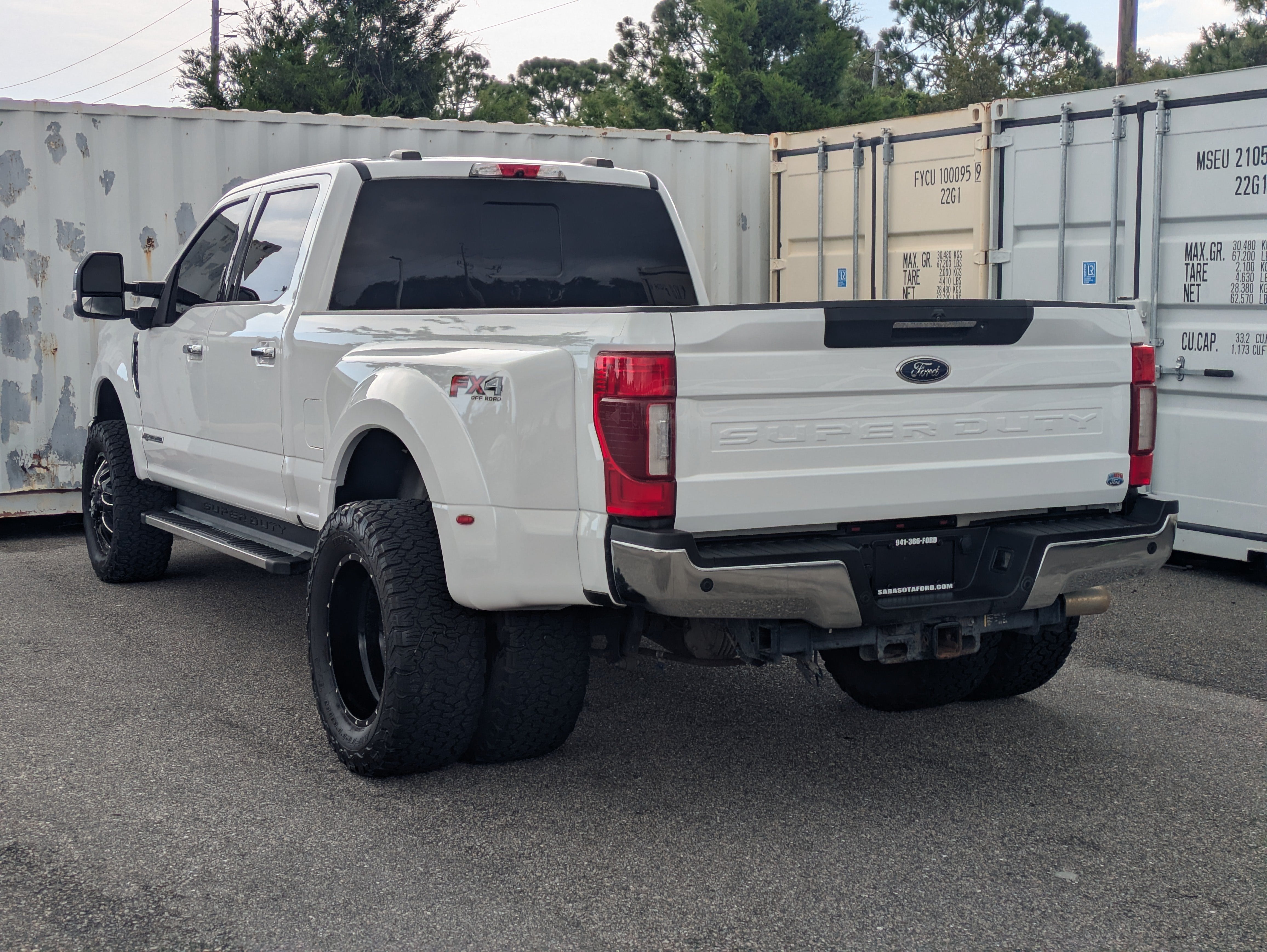 2022 Ford F-350 Lariat Super Duty