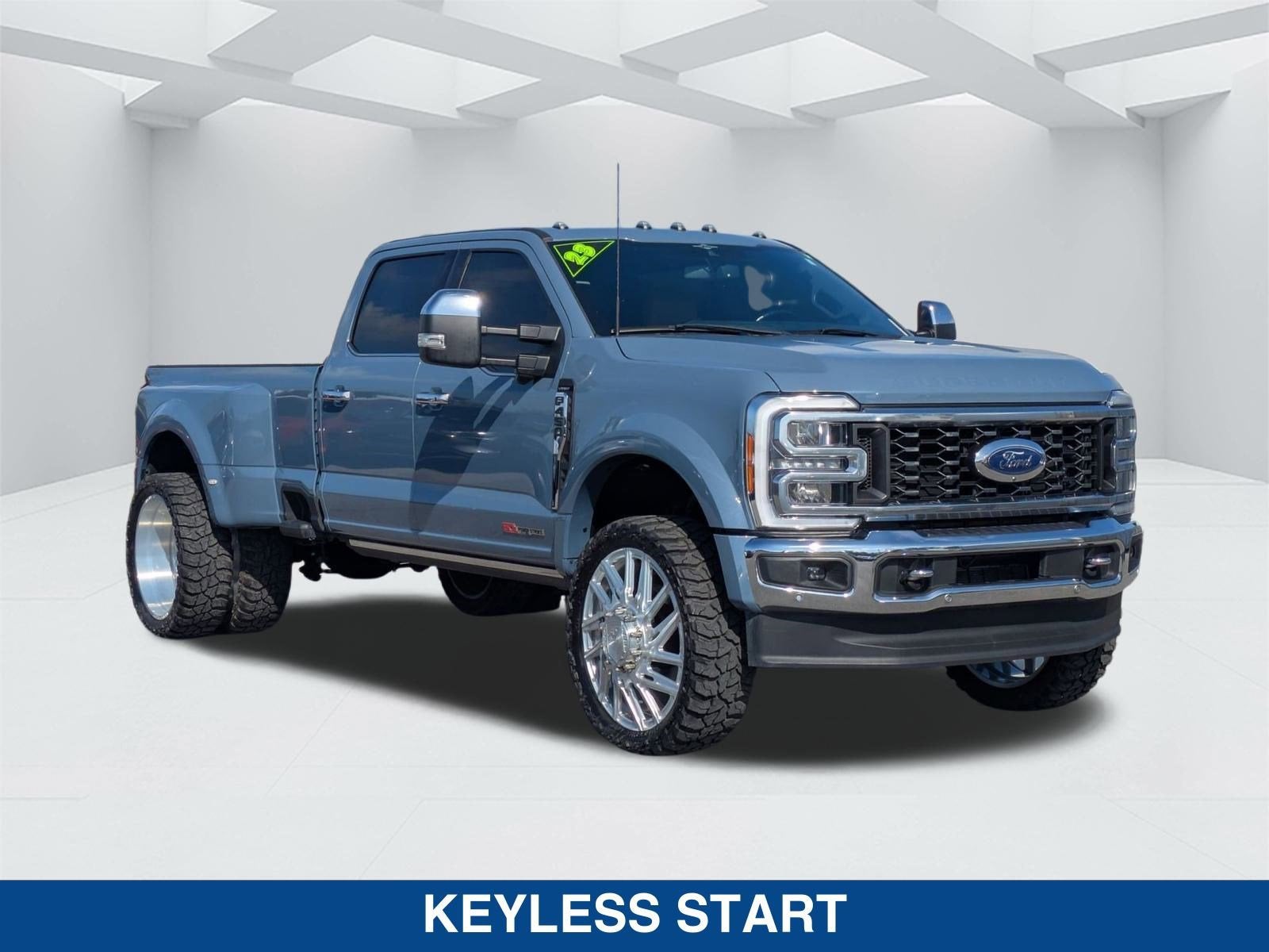 2023 Ford F-450 Lariat DRW