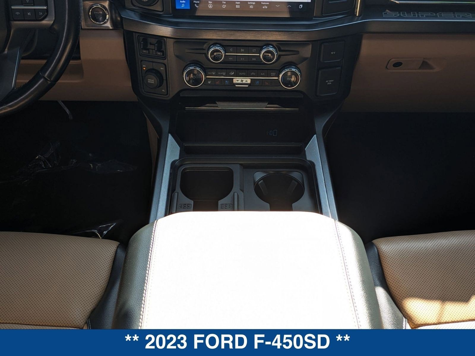2023 Ford F-450 Lariat DRW