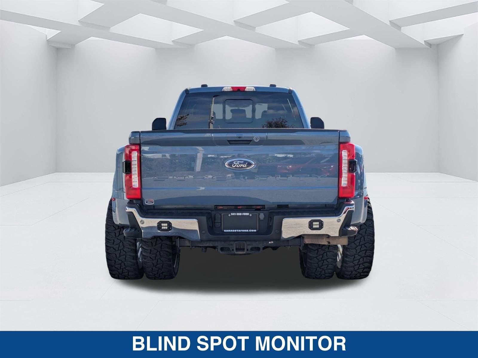 2023 Ford F-450 Lariat DRW